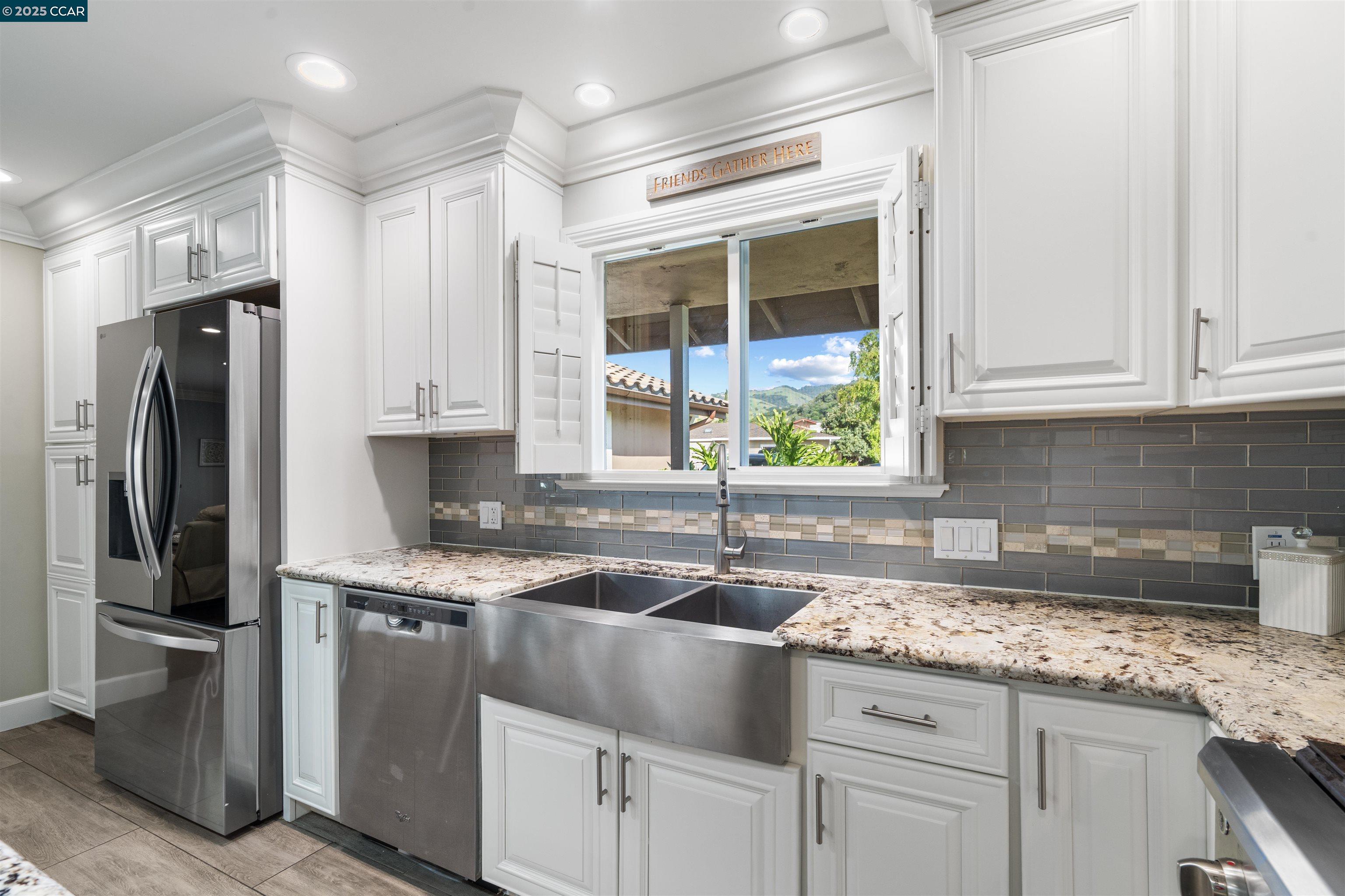 Detail Gallery Image 18 of 49 For 3709 Warner Dr, San Jose,  CA 95127 - 3 Beds | 3 Baths