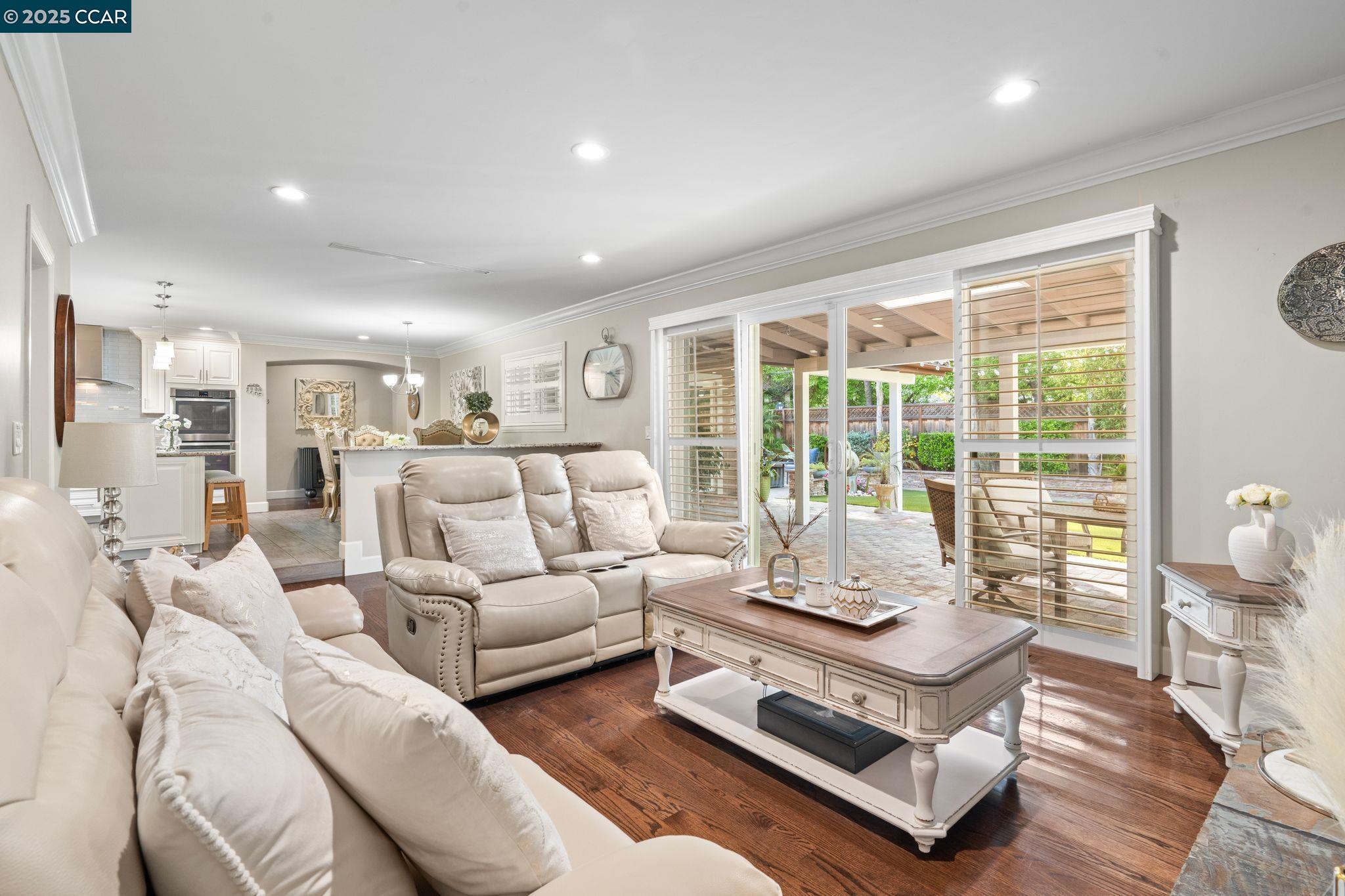 Detail Gallery Image 23 of 49 For 3709 Warner Dr, San Jose,  CA 95127 - 3 Beds | 3 Baths