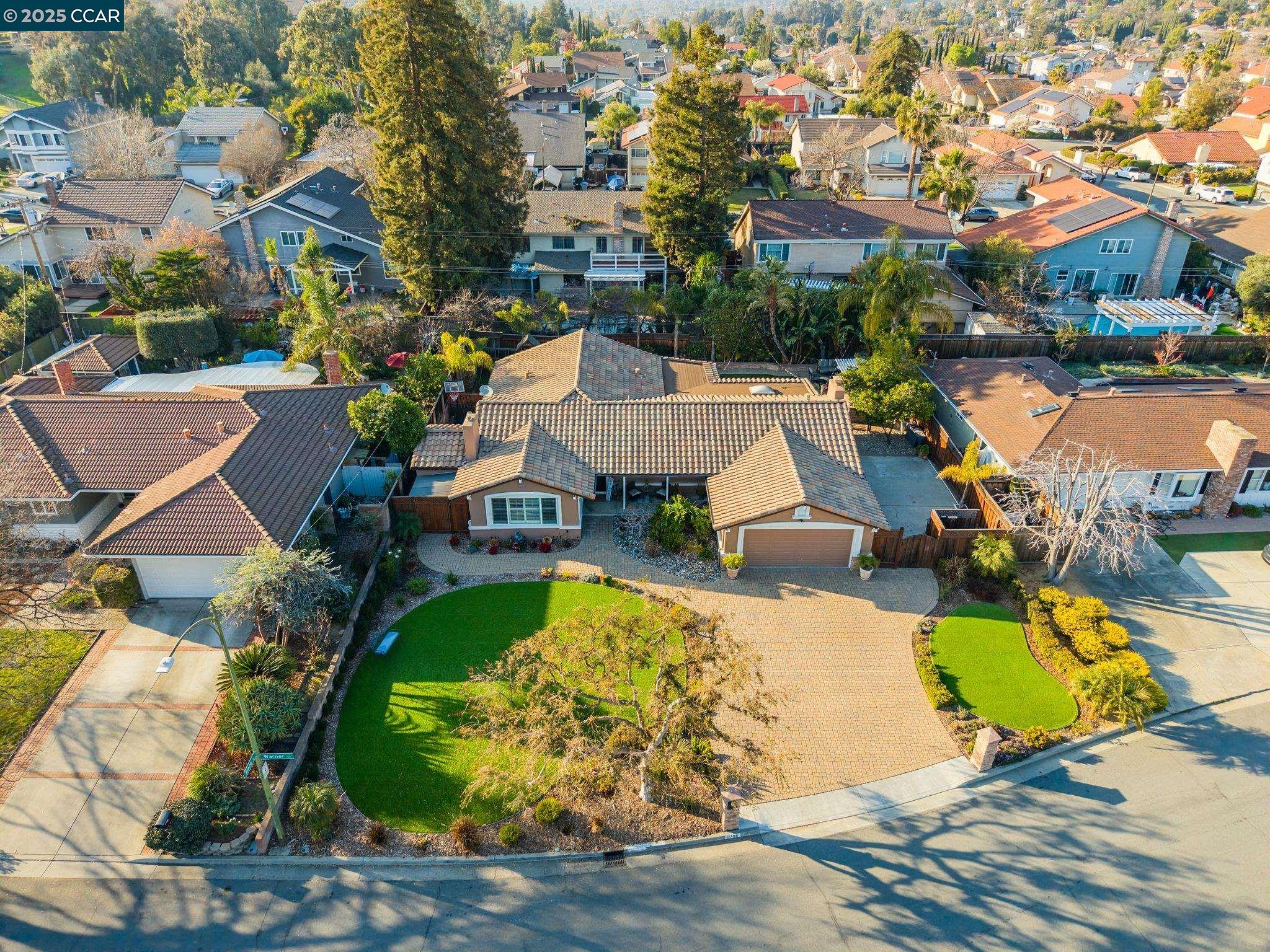 Detail Gallery Image 7 of 49 For 3709 Warner Dr, San Jose,  CA 95127 - 3 Beds | 3 Baths