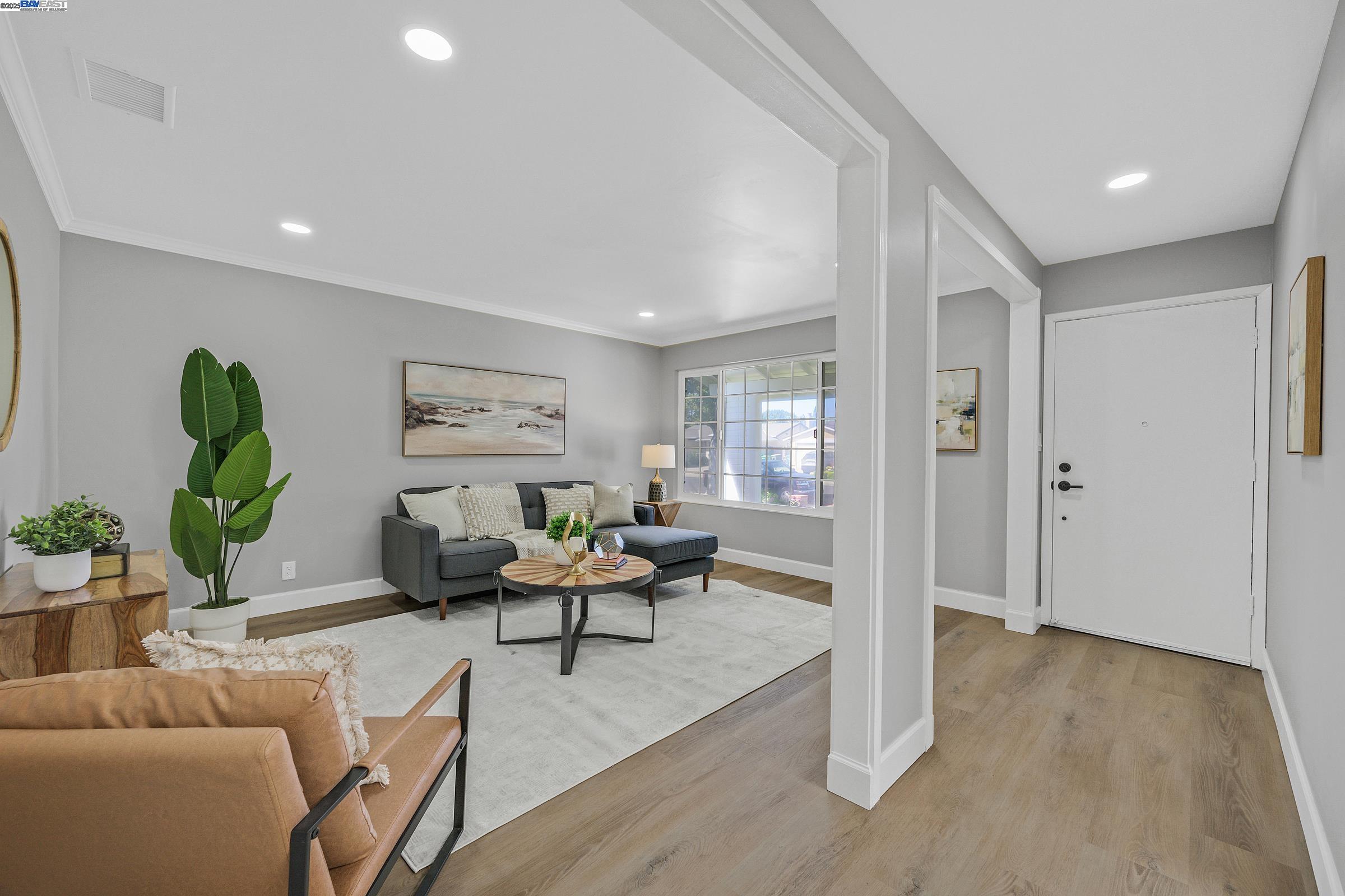 Detail Gallery Image 7 of 49 For 32255 Coronation Dr, Union City,  CA 94587 - 3 Beds | 2 Baths