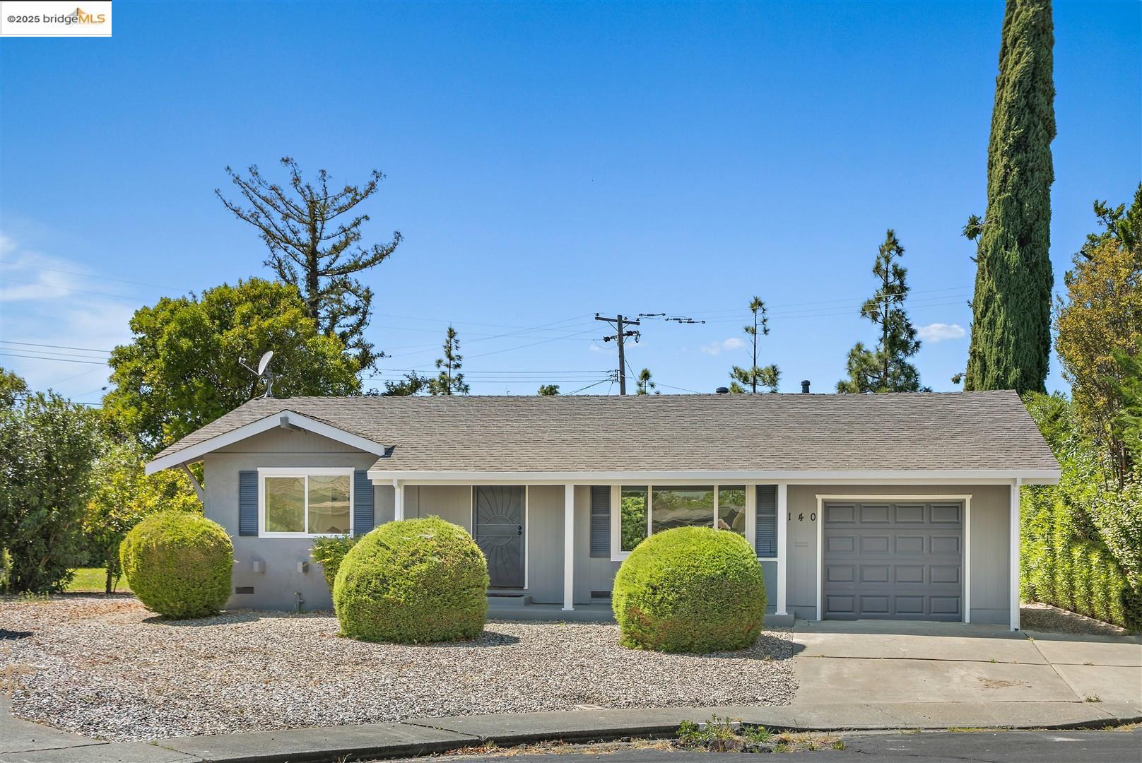 Detail Gallery Image 1 of 1 For 140 Glacier Cir, Vacaville,  CA 95687 - 2 Beds | 1 Baths