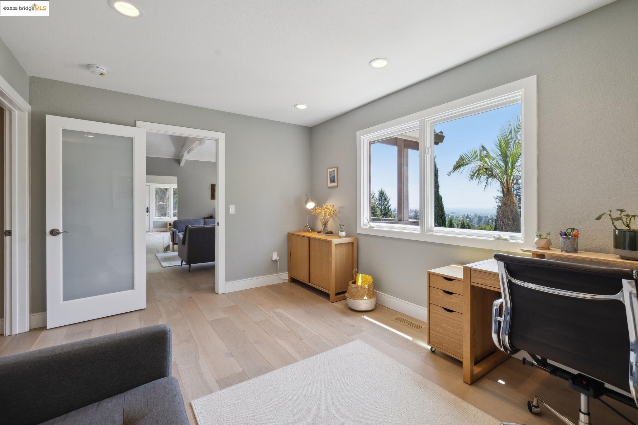Detail Gallery Image 43 of 60 For 260 Alvarado Rd, Berkeley,  CA 94705 - 4 Beds | 2/1 Baths