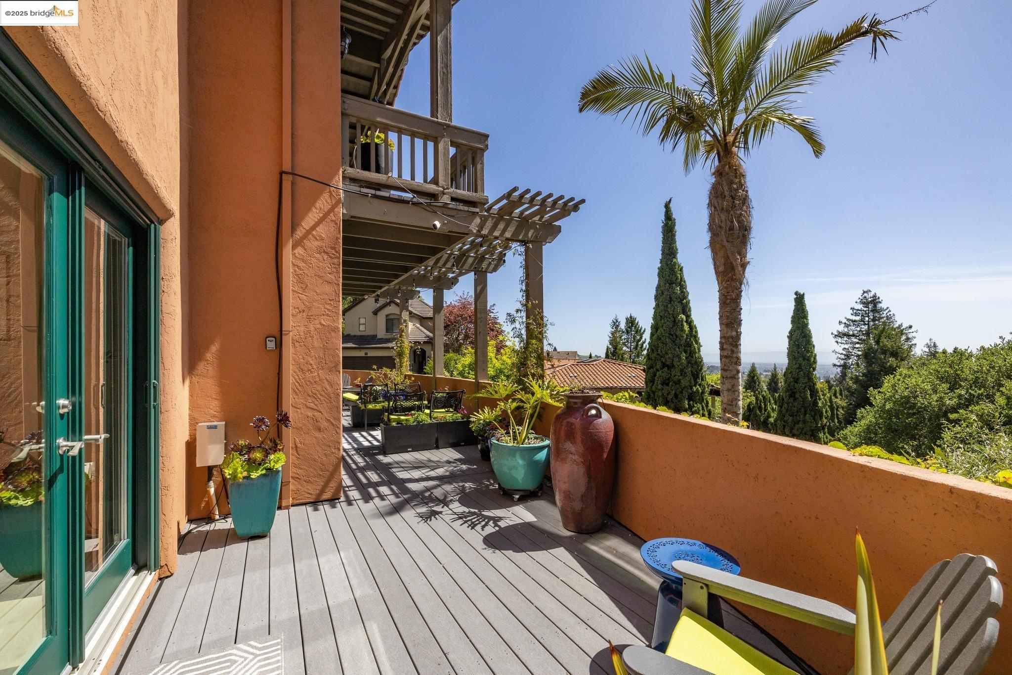 Detail Gallery Image 54 of 60 For 260 Alvarado Rd, Berkeley,  CA 94705 - 4 Beds | 2/1 Baths