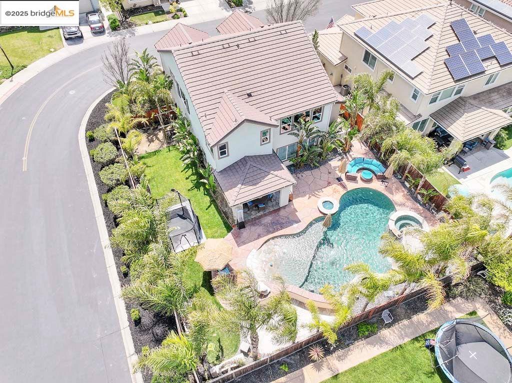 Detail Gallery Image 12 of 52 For 8065 Westport Circle, Discovery Bay,  CA 94505 - 4 Beds | 3 Baths