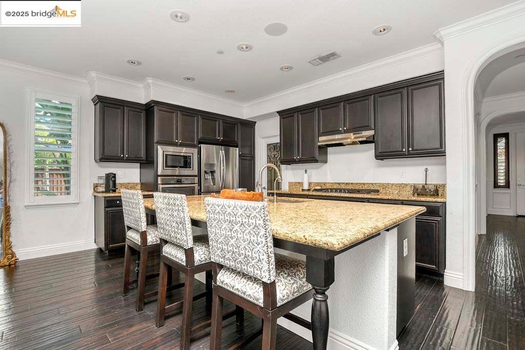 Detail Gallery Image 16 of 52 For 8065 Westport Circle, Discovery Bay,  CA 94505 - 4 Beds | 3 Baths