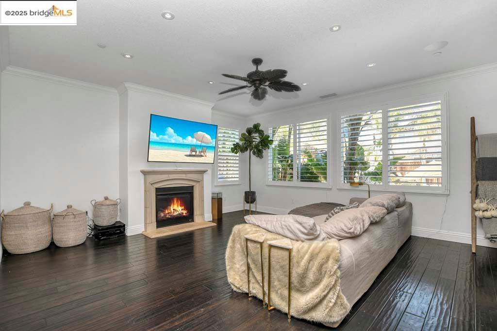 Detail Gallery Image 20 of 52 For 8065 Westport Circle, Discovery Bay,  CA 94505 - 4 Beds | 3 Baths