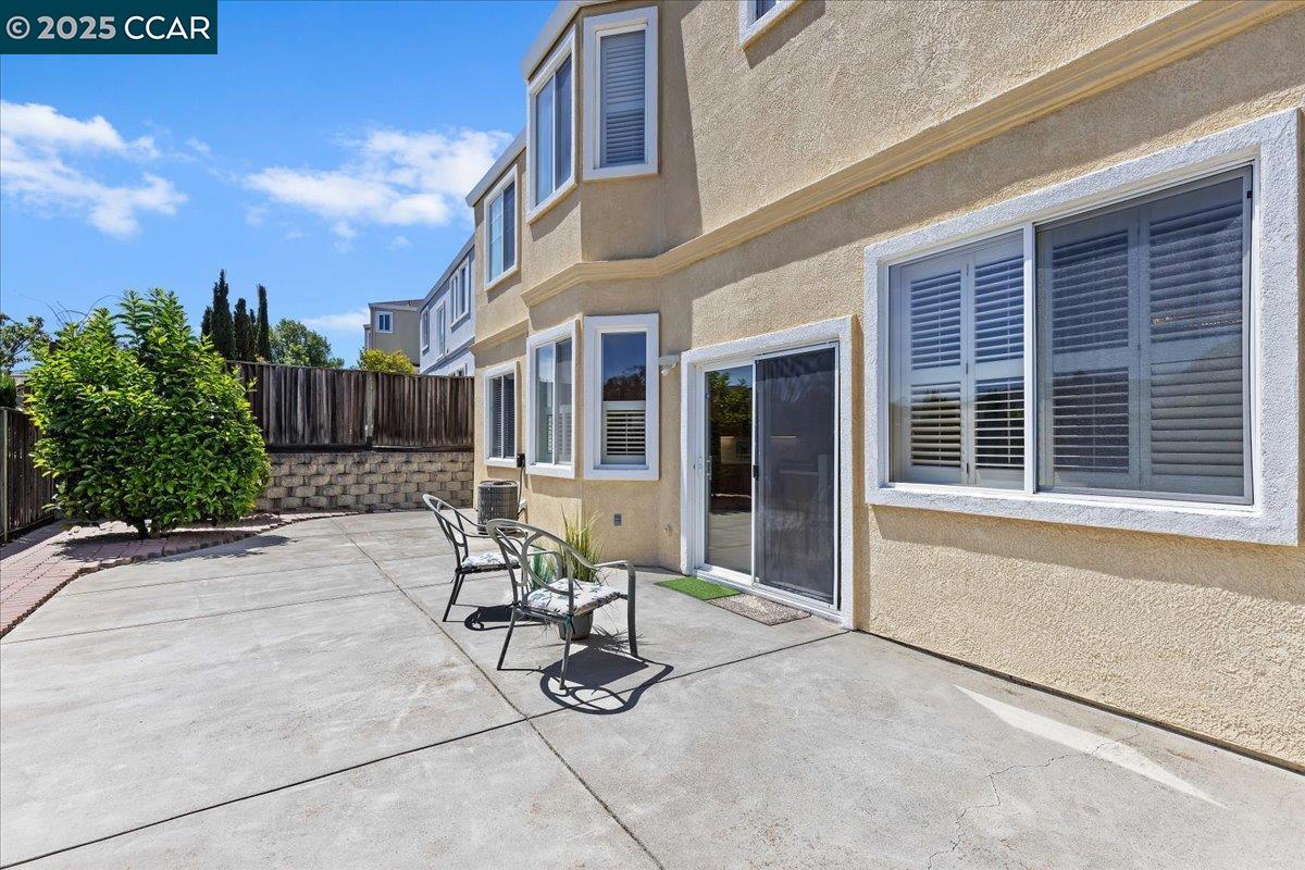 Detail Gallery Image 28 of 34 For 318 Titan Way, Hercules,  CA 94547 - 4 Beds | 3 Baths