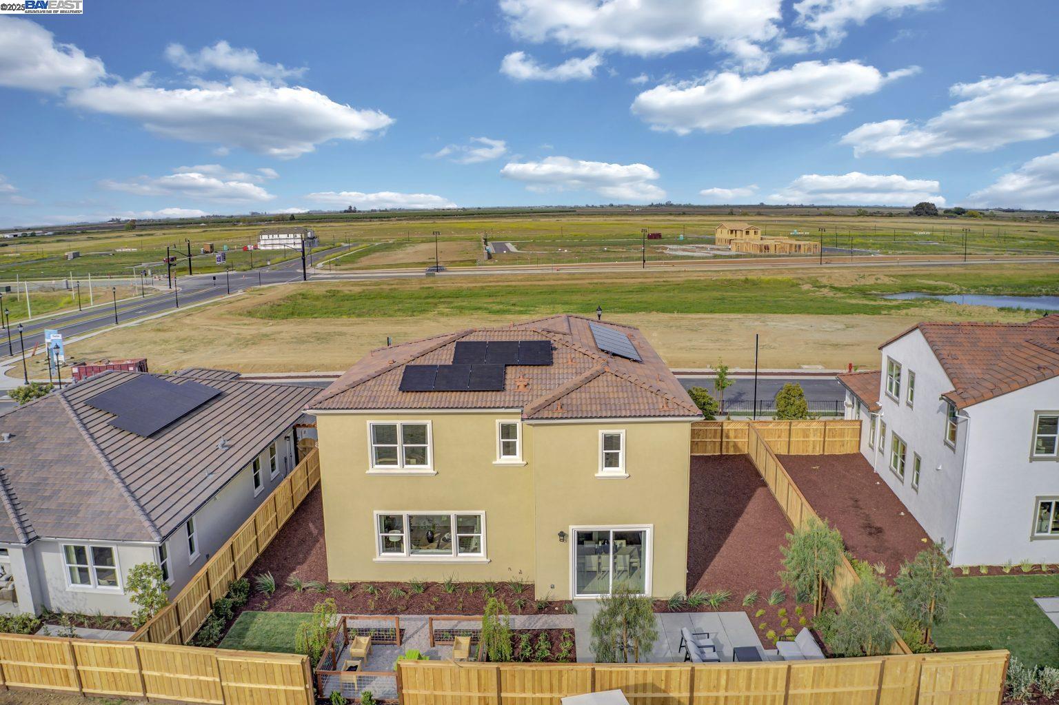 Detail Gallery Image 37 of 39 For 1342 N Capri Lane, Mountain House,  CA 95391 - 4 Beds | 3/1 Baths