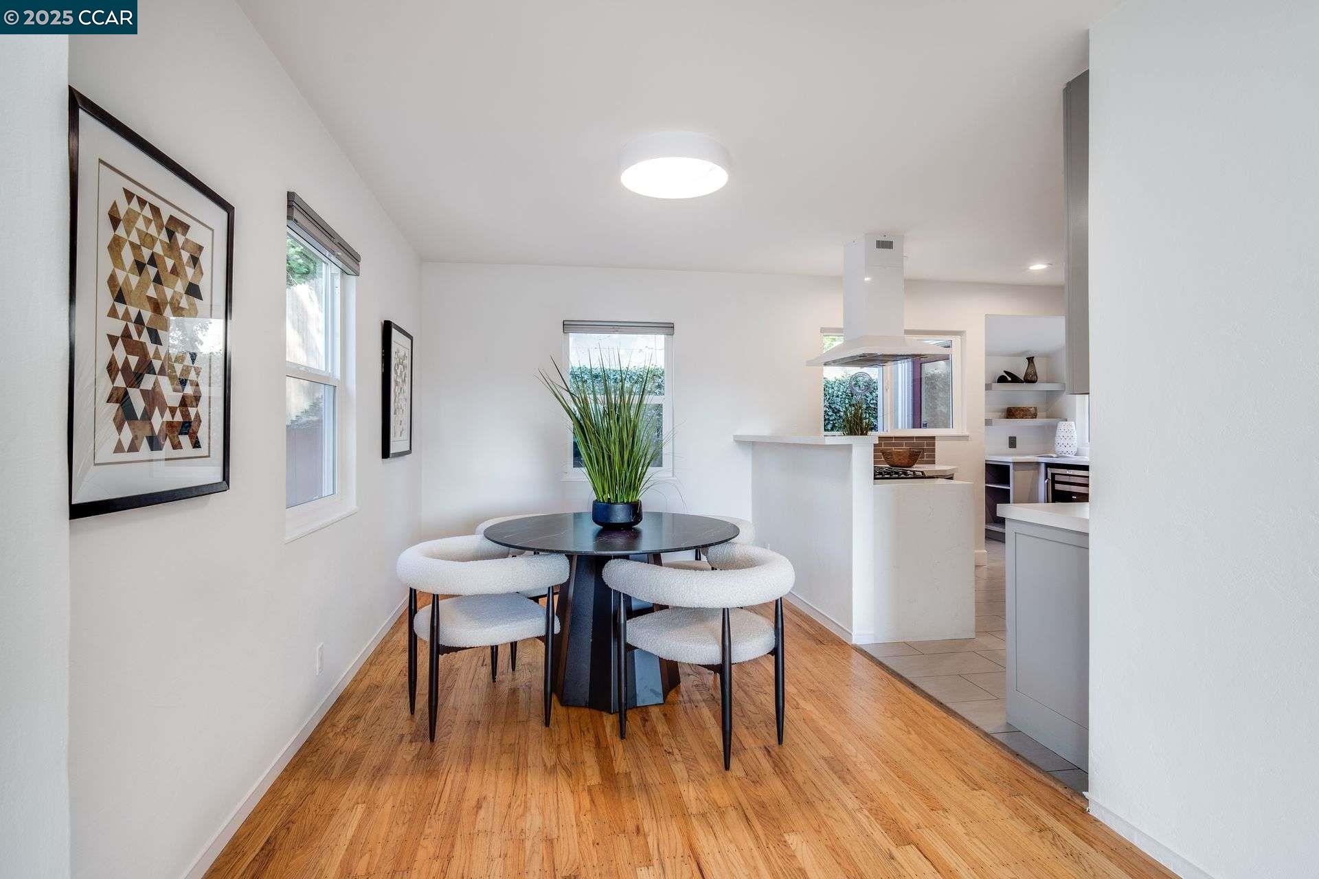 5608 Colton Blvd, Oakland, California 94611, 3 Bedrooms Bedrooms, 7 Rooms Rooms,2 BathroomsBathrooms,Residential,For Sale,5608 Colton Blvd,41094513