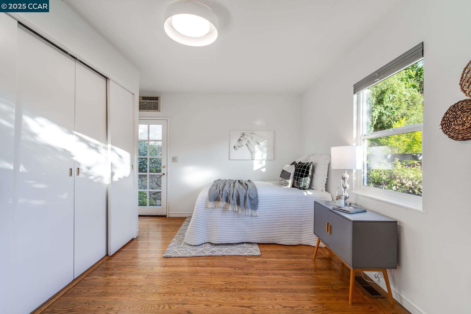 5608 Colton Blvd, Oakland, California 94611, 3 Bedrooms Bedrooms, 7 Rooms Rooms,2 BathroomsBathrooms,Residential,For Sale,5608 Colton Blvd,41094513