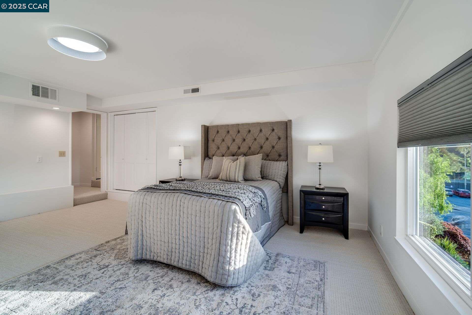 5608 Colton Blvd, Oakland, California 94611, 3 Bedrooms Bedrooms, 7 Rooms Rooms,2 BathroomsBathrooms,Residential,For Sale,5608 Colton Blvd,41094513