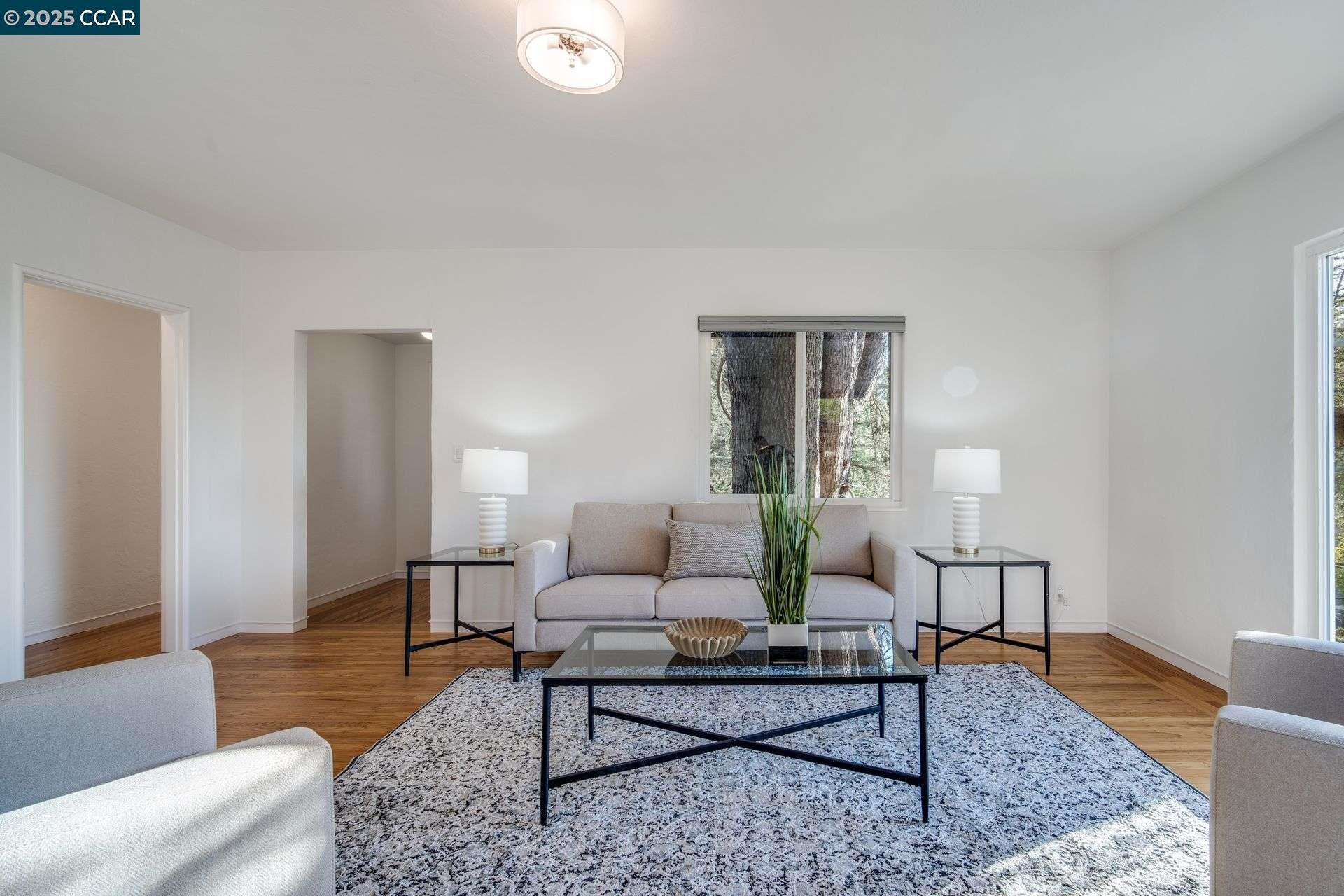 5608 Colton Blvd, Oakland, California 94611, 3 Bedrooms Bedrooms, 7 Rooms Rooms,2 BathroomsBathrooms,Residential,For Sale,5608 Colton Blvd,41094513