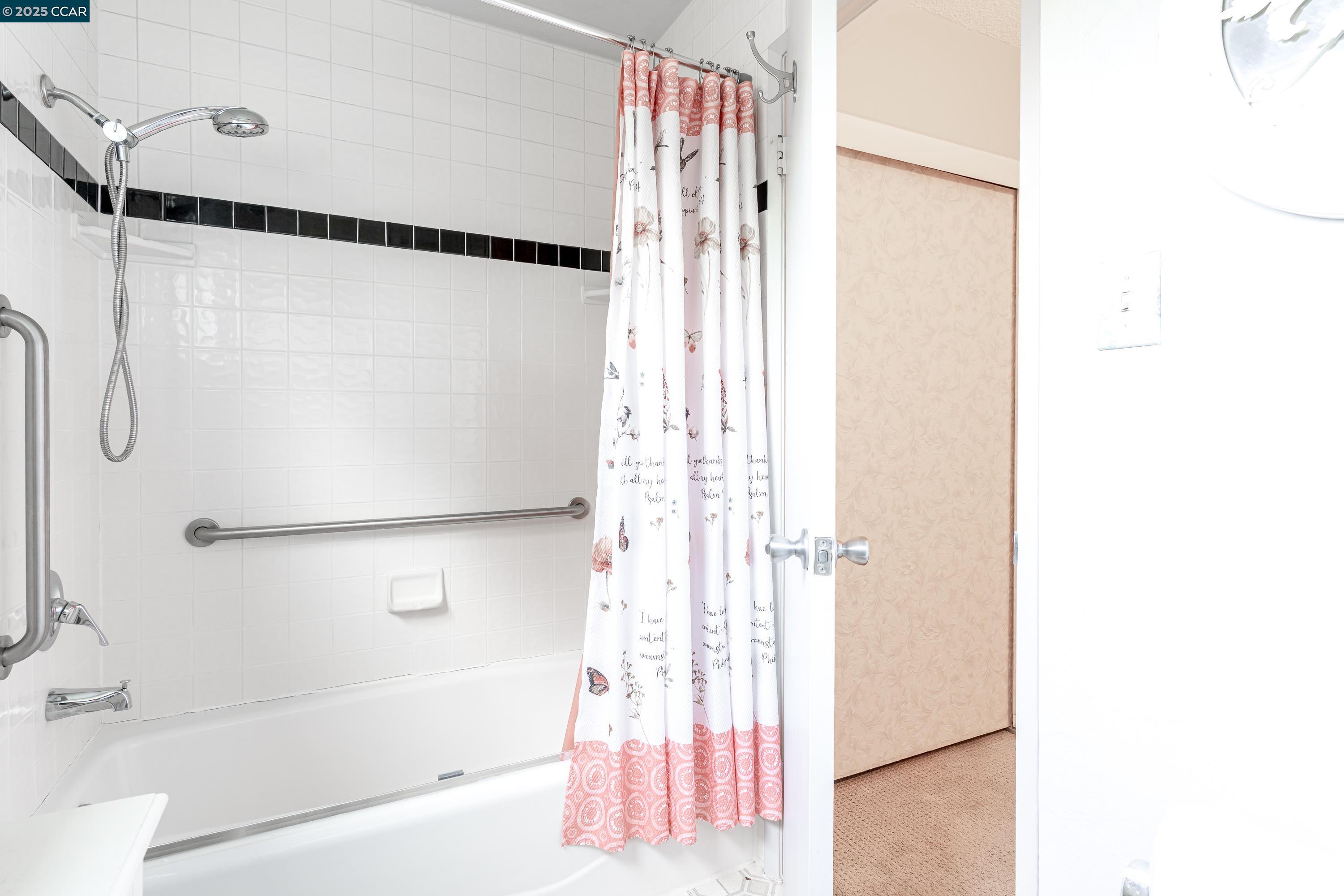 Detail Gallery Image 28 of 42 For 969 Kilkenny Way, Pinole,  CA 94564 - 4 Beds | 2 Baths