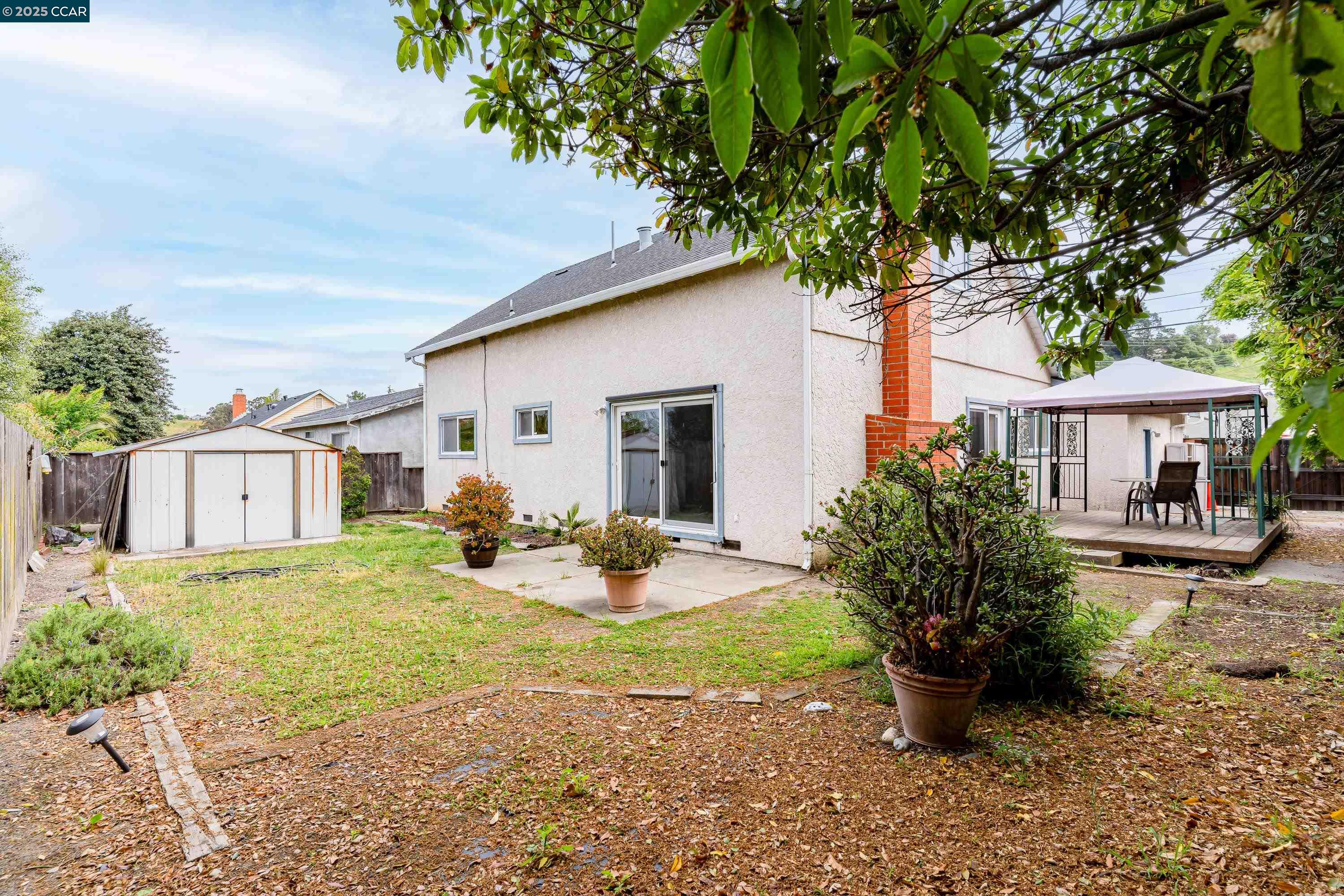 Detail Gallery Image 34 of 42 For 969 Kilkenny Way, Pinole,  CA 94564 - 4 Beds | 2 Baths
