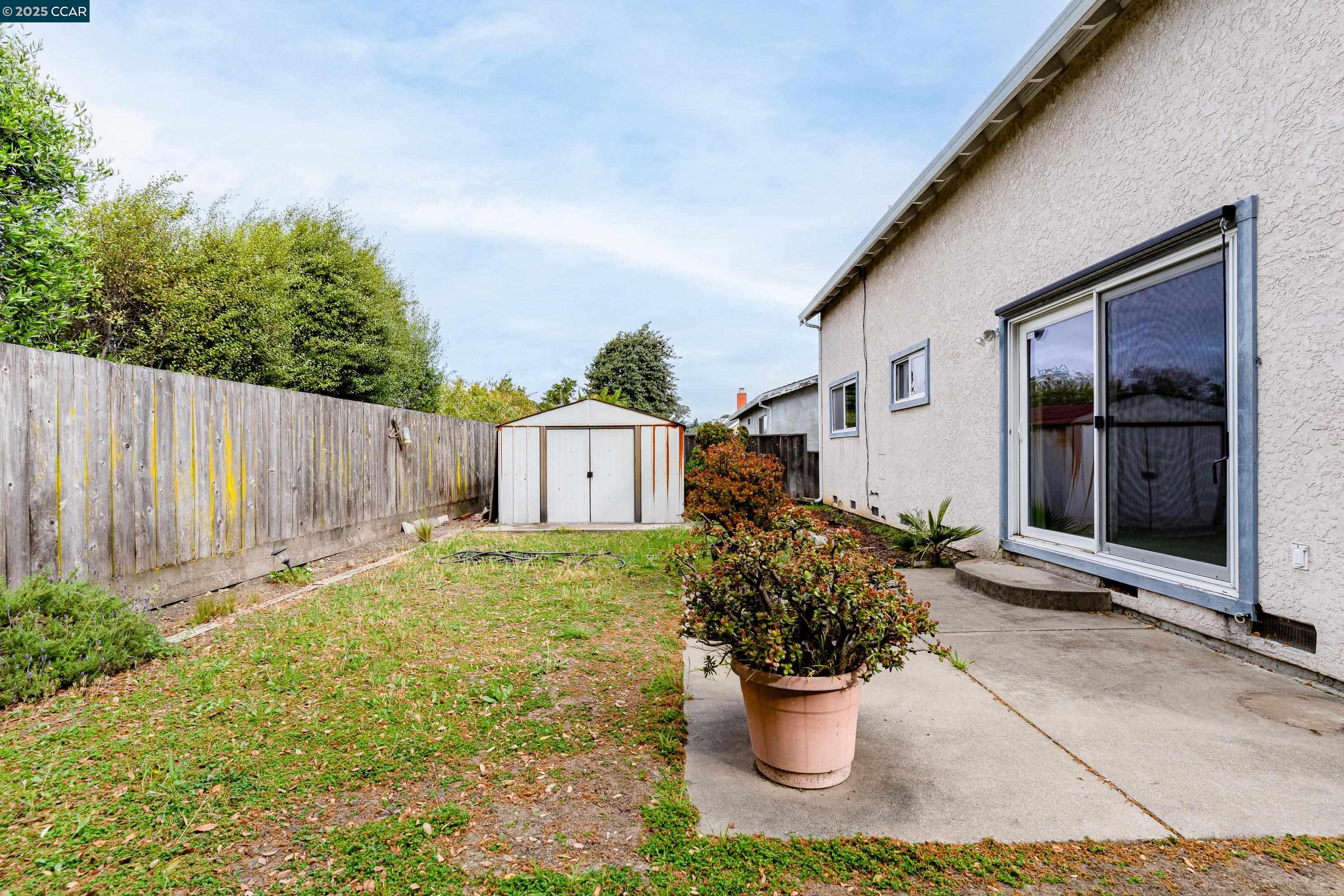 Detail Gallery Image 35 of 42 For 969 Kilkenny Way, Pinole,  CA 94564 - 4 Beds | 2 Baths