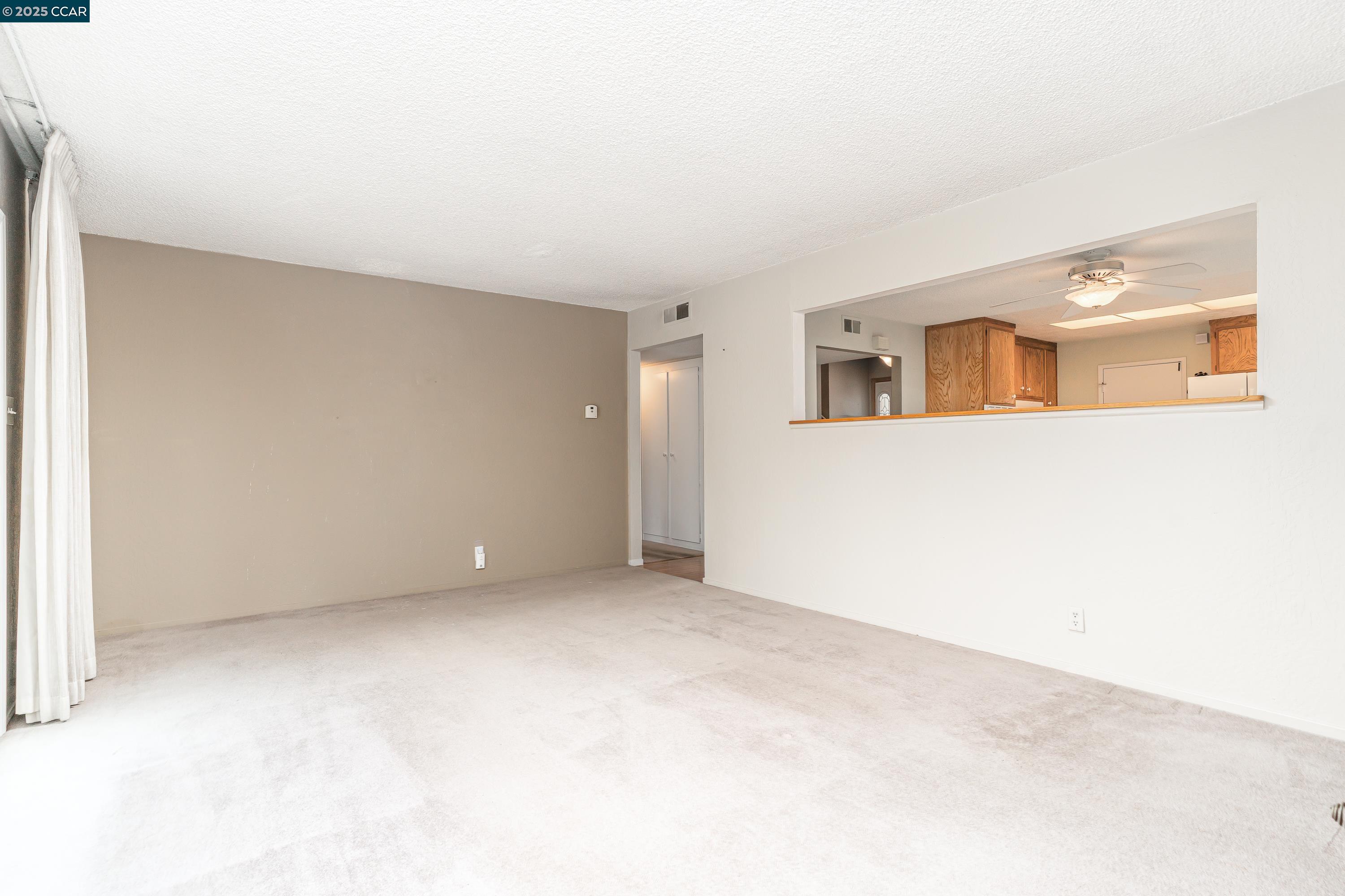 Detail Gallery Image 8 of 42 For 969 Kilkenny Way, Pinole,  CA 94564 - 4 Beds | 2 Baths