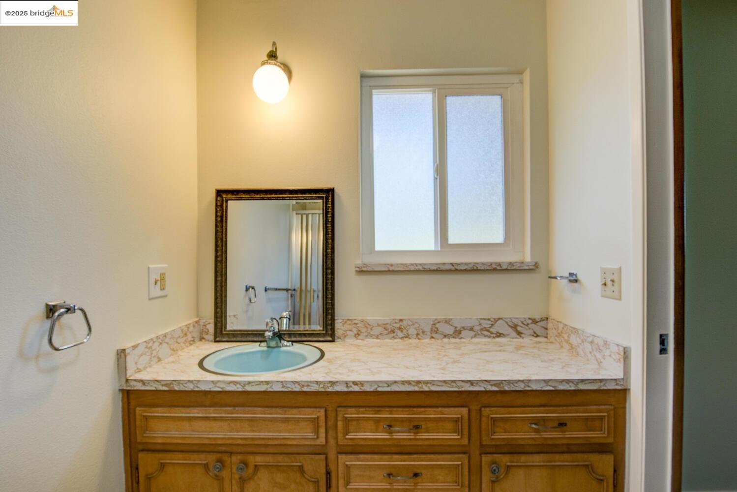 Detail Gallery Image 31 of 60 For 19230 South Court, Sonora,  CA 95370 - 4 Beds | 3 Baths