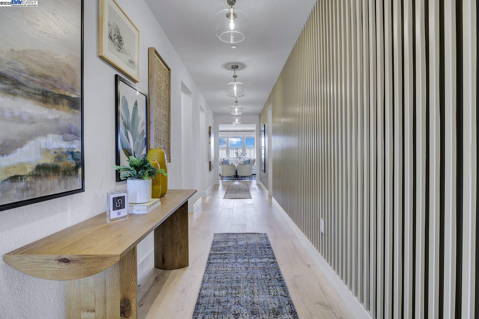Detail Gallery Image 2 of 35 For 367 W Calabria Drive, Mountain House,  CA 95391 - 5 Beds | 4 Baths