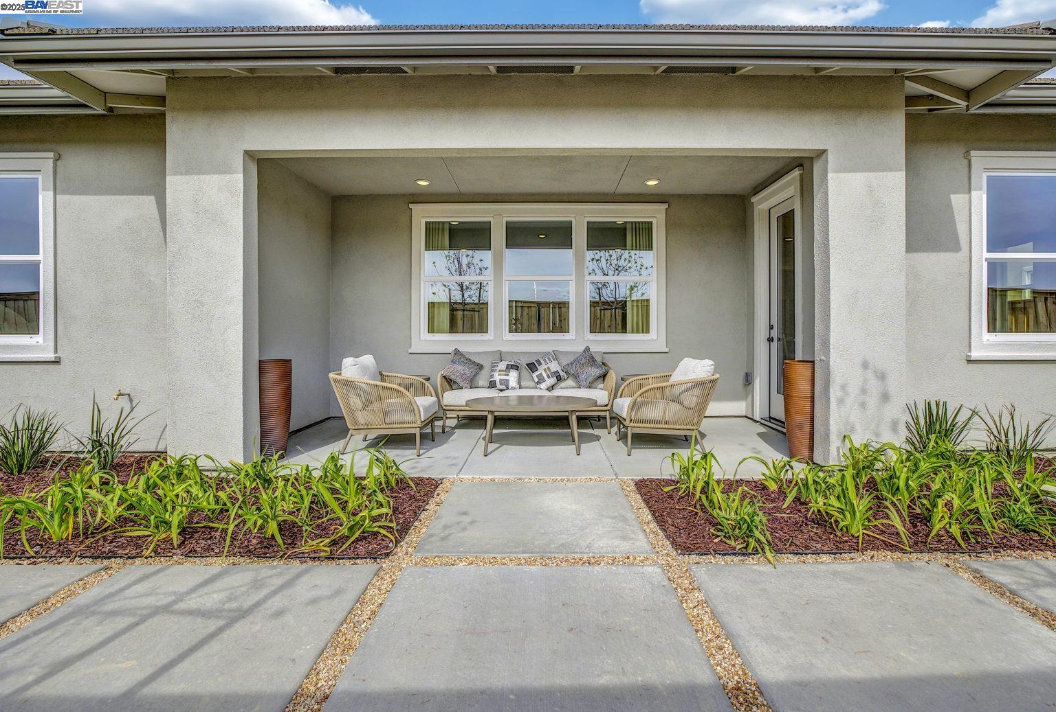 Detail Gallery Image 31 of 35 For 367 W Calabria Drive, Mountain House,  CA 95391 - 5 Beds | 4 Baths