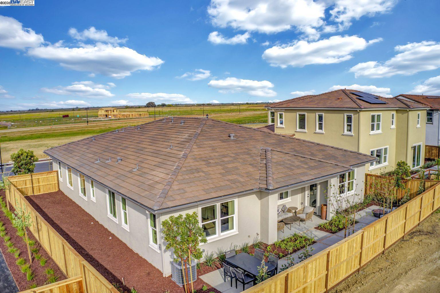 Detail Gallery Image 34 of 35 For 367 W Calabria Drive, Mountain House,  CA 95391 - 5 Beds | 4 Baths