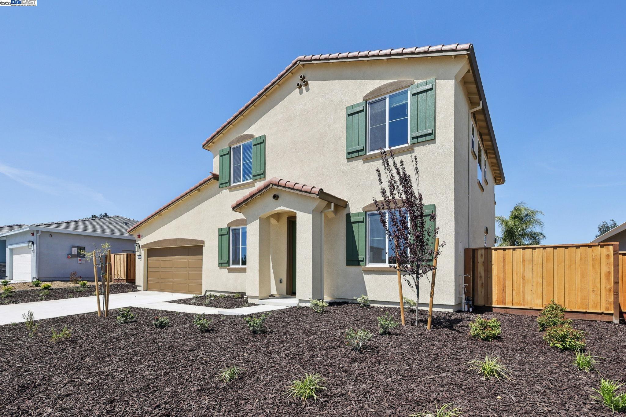 Detail Gallery Image 1 of 1 For 5204 Cardinal Court, Antioch,  CA 94509 - 4 Beds | 3 Baths