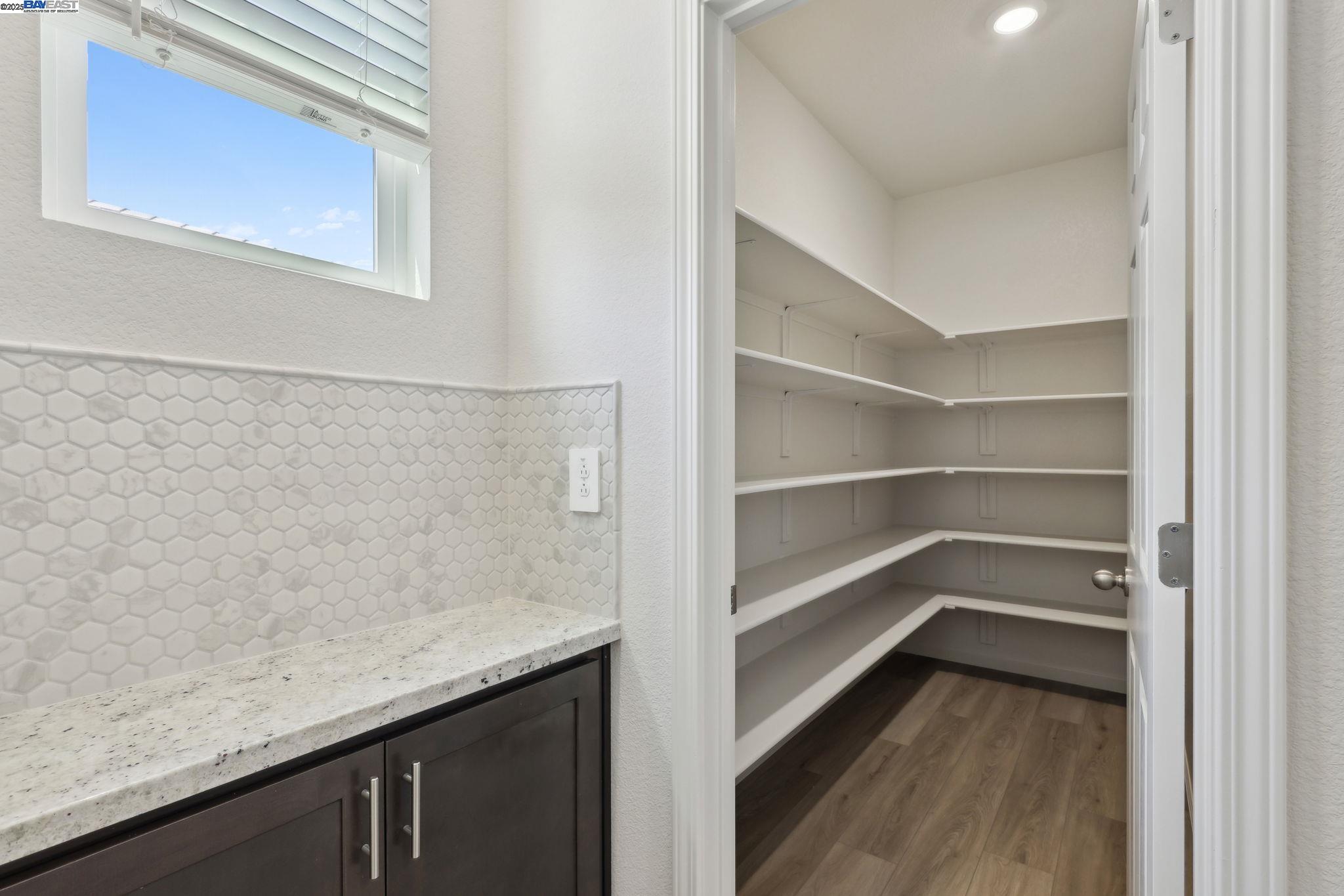 Detail Gallery Image 19 of 49 For 5204 Cardinal Court, Antioch,  CA 94509 - 4 Beds | 3 Baths