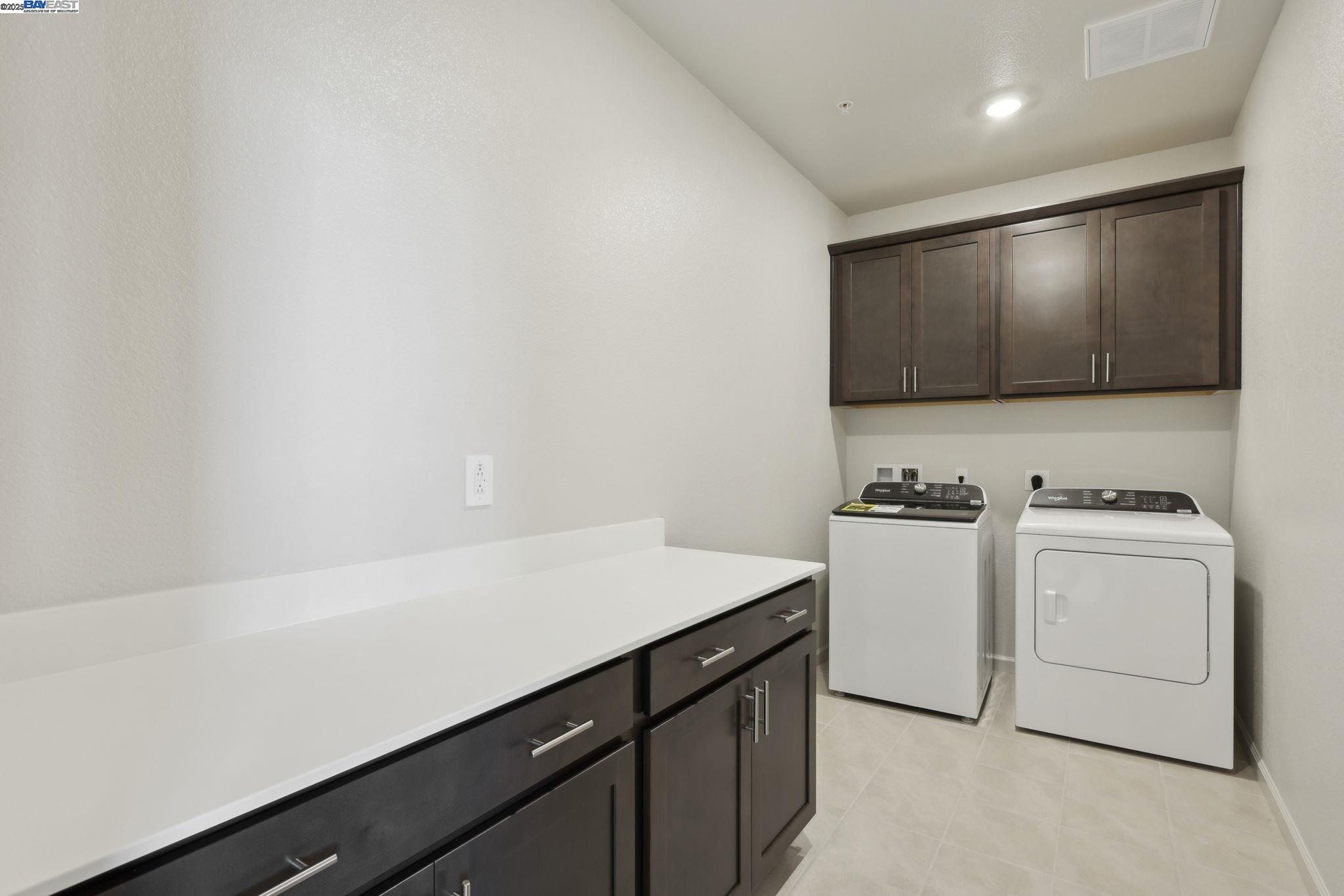 Detail Gallery Image 26 of 49 For 5204 Cardinal Court, Antioch,  CA 94509 - 4 Beds | 3 Baths