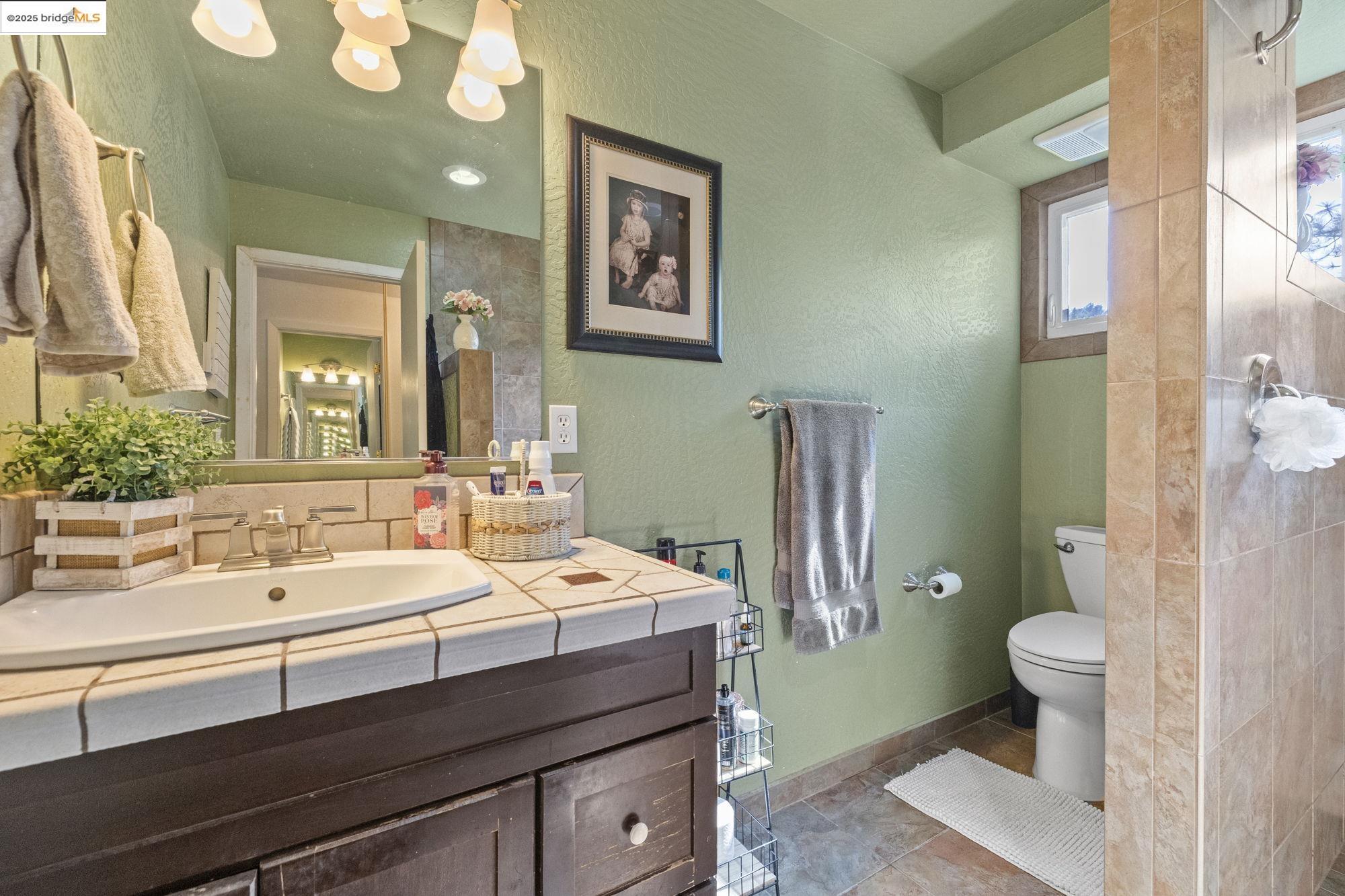 Detail Gallery Image 21 of 38 For 20904 Maranatha Road, Tuolumne,  CA 95379 - 3 Beds | 2 Baths