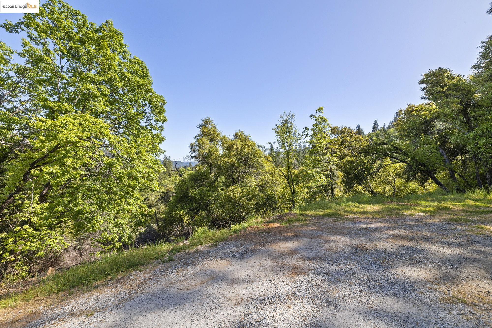 Detail Gallery Image 28 of 38 For 20904 Maranatha Road, Tuolumne,  CA 95379 - 3 Beds | 2 Baths