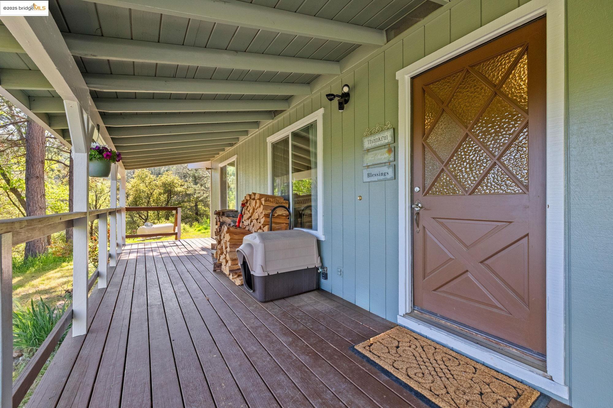 Detail Gallery Image 5 of 38 For 20904 Maranatha Road, Tuolumne,  CA 95379 - 3 Beds | 2 Baths