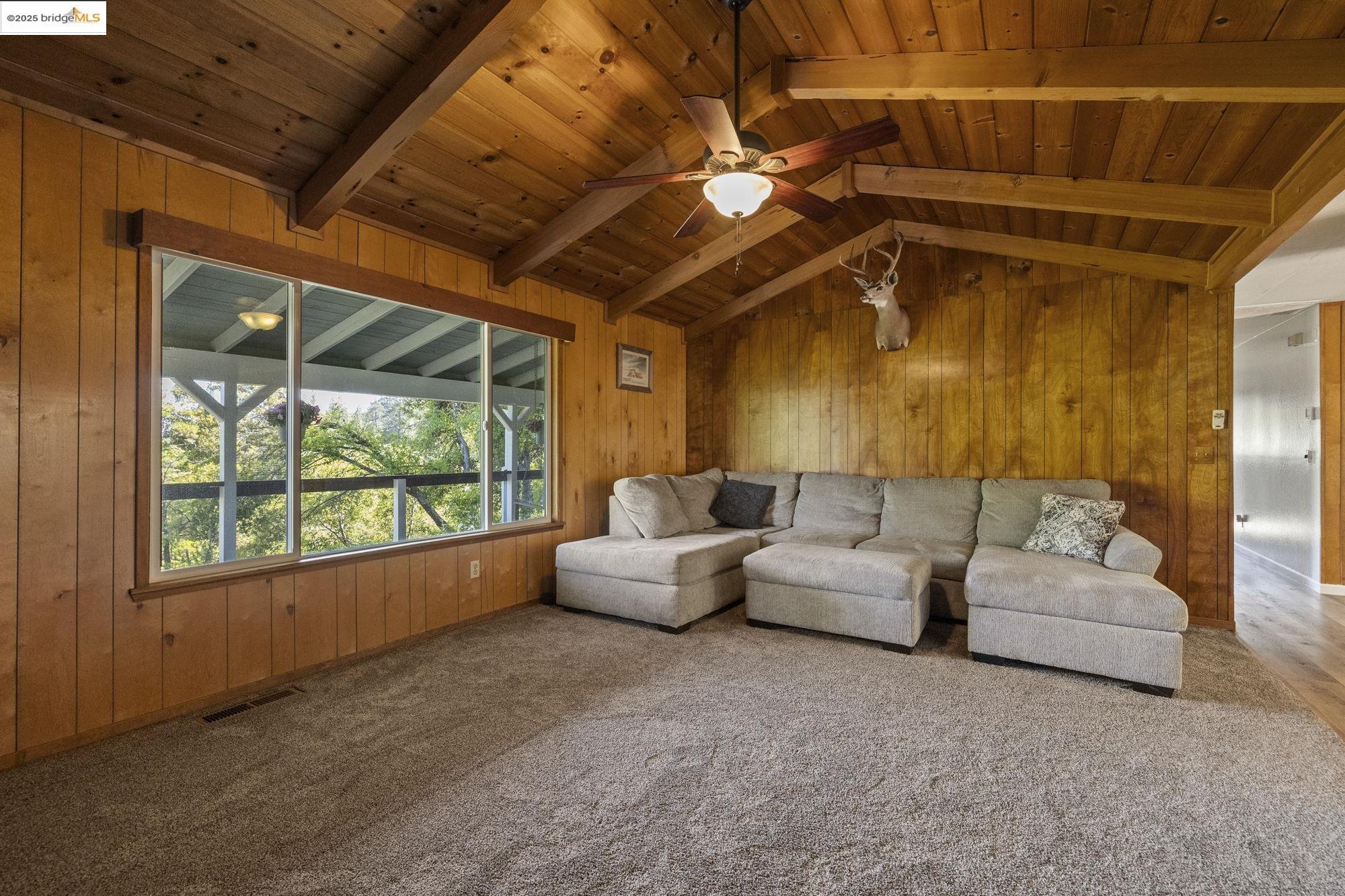 Detail Gallery Image 7 of 38 For 20904 Maranatha Road, Tuolumne,  CA 95379 - 3 Beds | 2 Baths