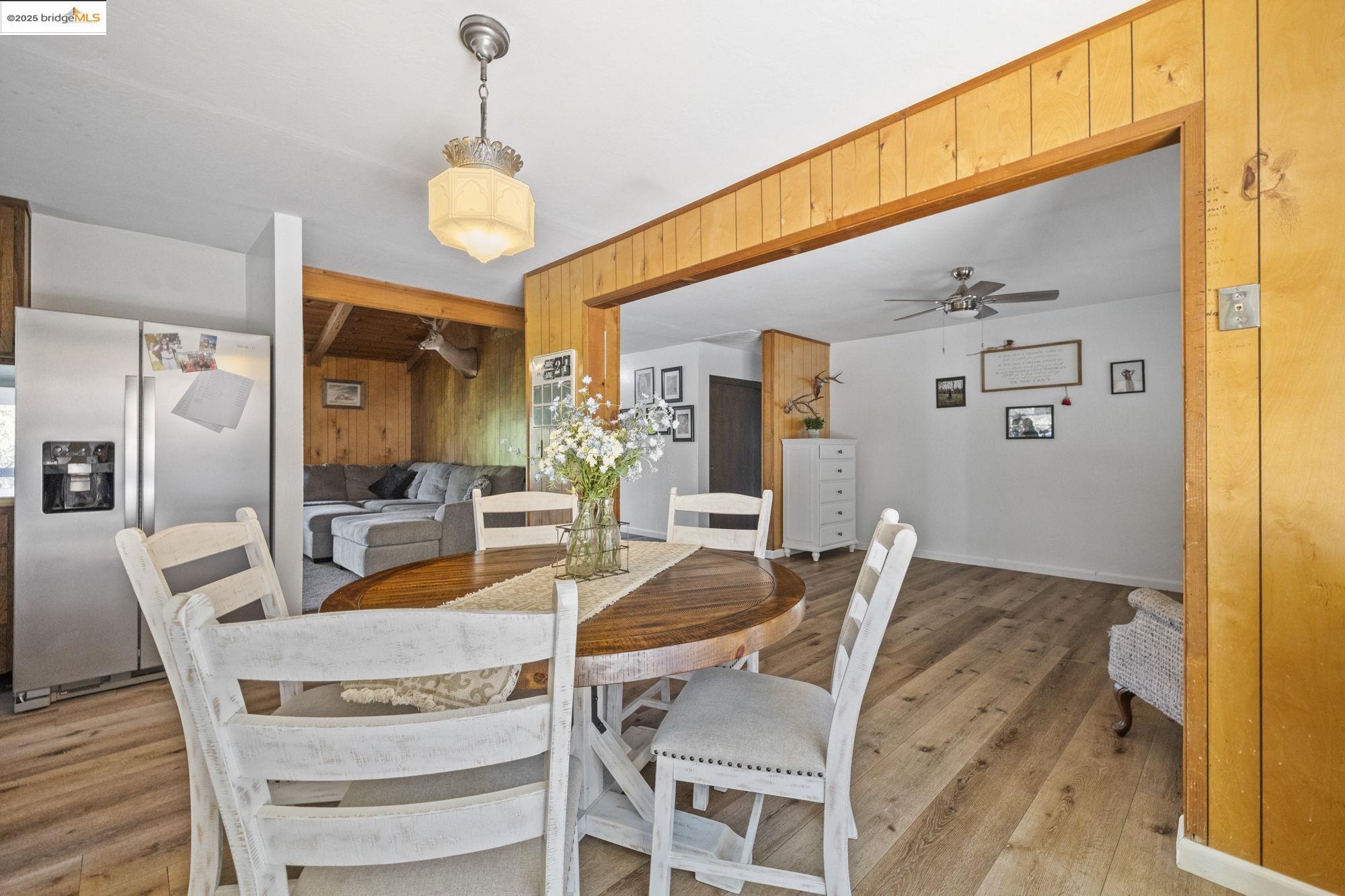 Detail Gallery Image 9 of 38 For 20904 Maranatha Road, Tuolumne,  CA 95379 - 3 Beds | 2 Baths