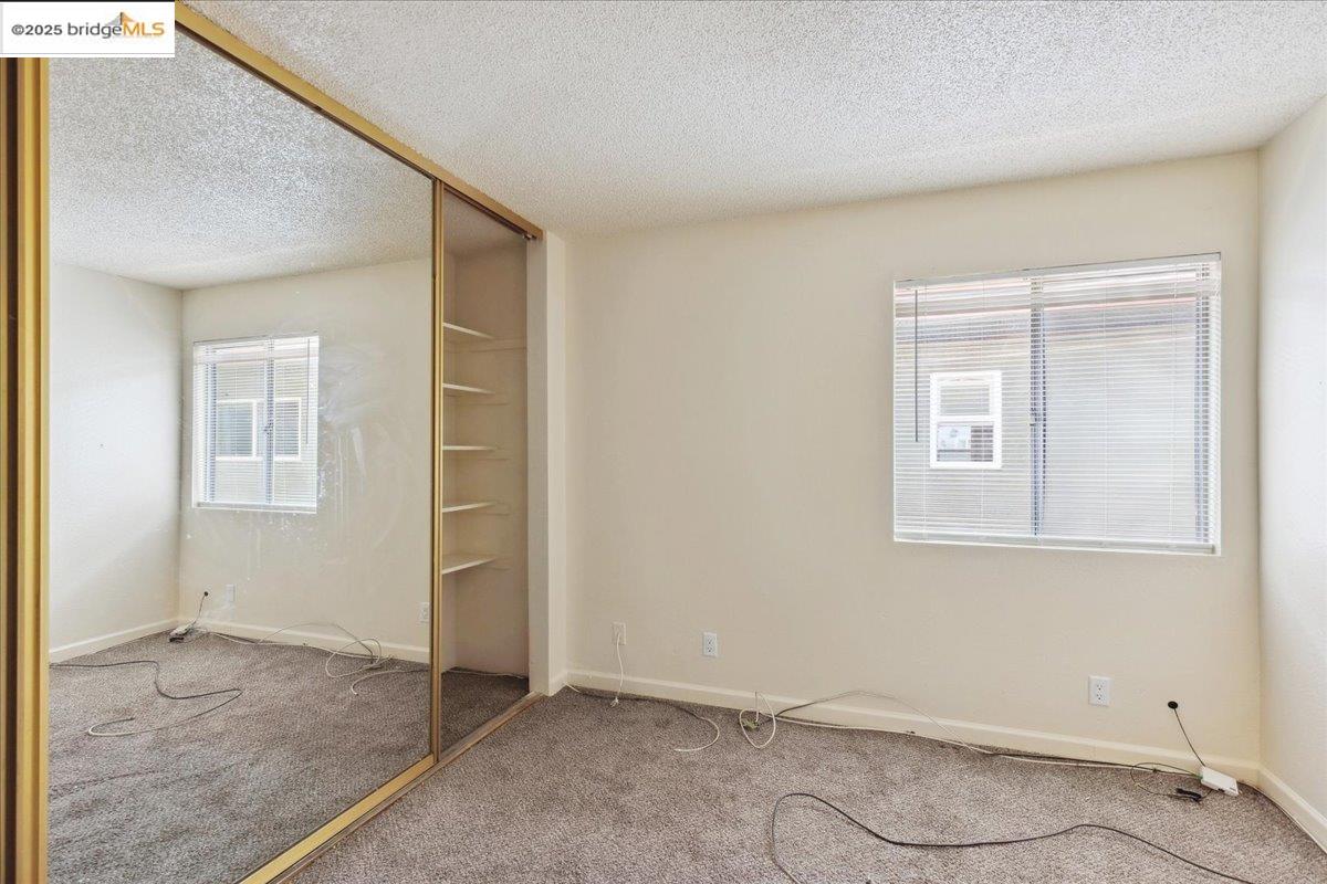 6630 Macarthur Blvd # 2, Oakland, California 94605, 2 Bedrooms Bedrooms, 4 Rooms Rooms,1 BathroomBathrooms,Residential,For Sale,6630 Macarthur Blvd # 2,41094536