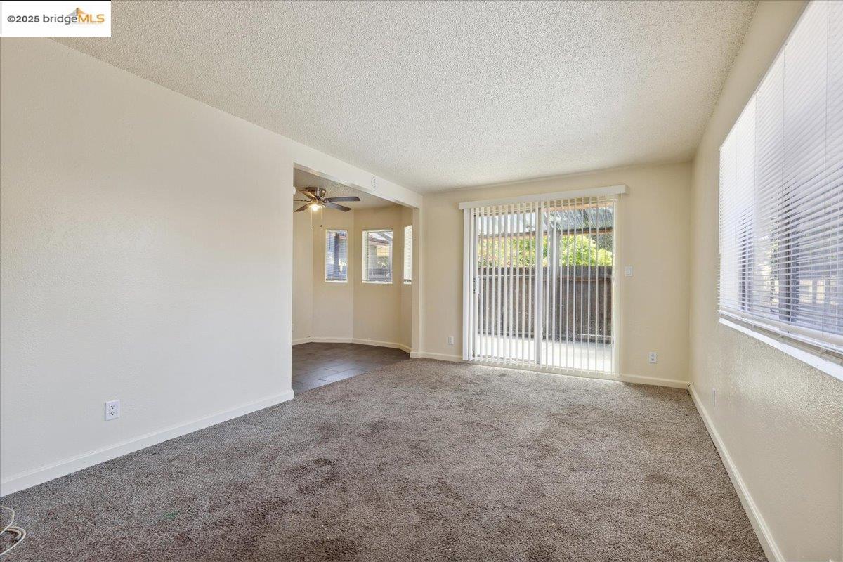 6630 Macarthur Blvd # 2, Oakland, California 94605, 2 Bedrooms Bedrooms, 4 Rooms Rooms,1 BathroomBathrooms,Residential,For Sale,6630 Macarthur Blvd # 2,41094536