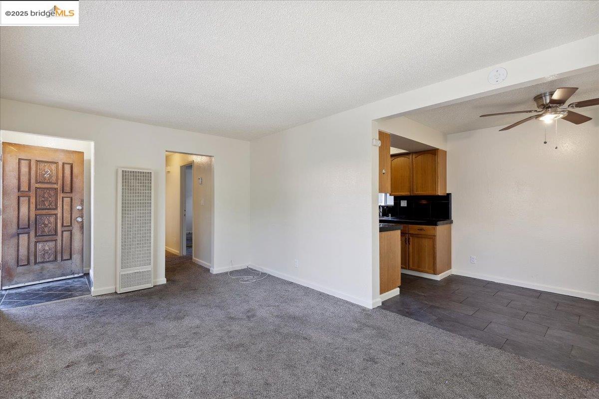 6630 Macarthur Blvd # 2, Oakland, California 94605, 2 Bedrooms Bedrooms, 4 Rooms Rooms,1 BathroomBathrooms,Residential,For Sale,6630 Macarthur Blvd # 2,41094536