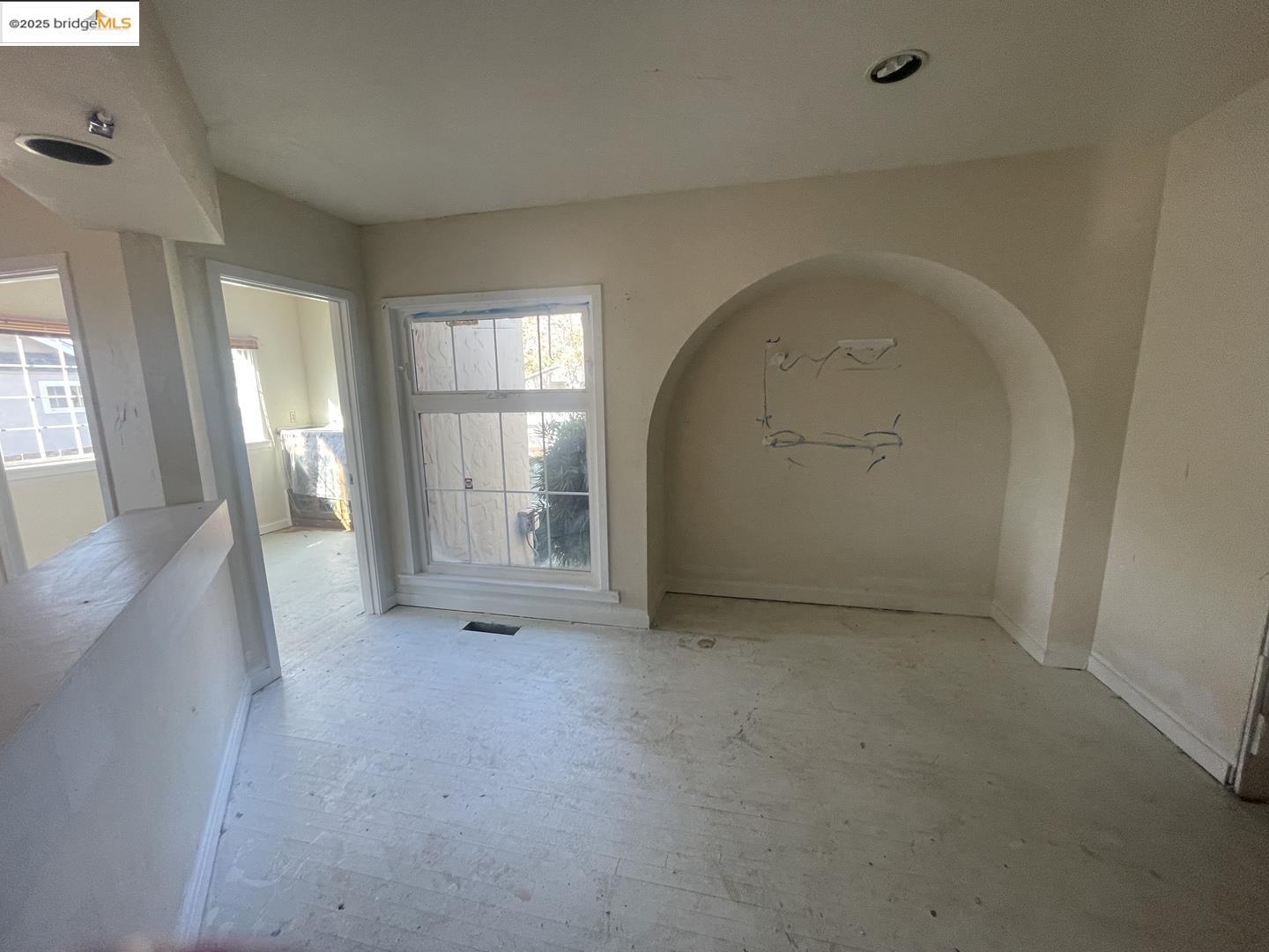 Detail Gallery Image 13 of 60 For 2890 Concord Blvd, Concord,  CA 94519 - – Beds | – Baths