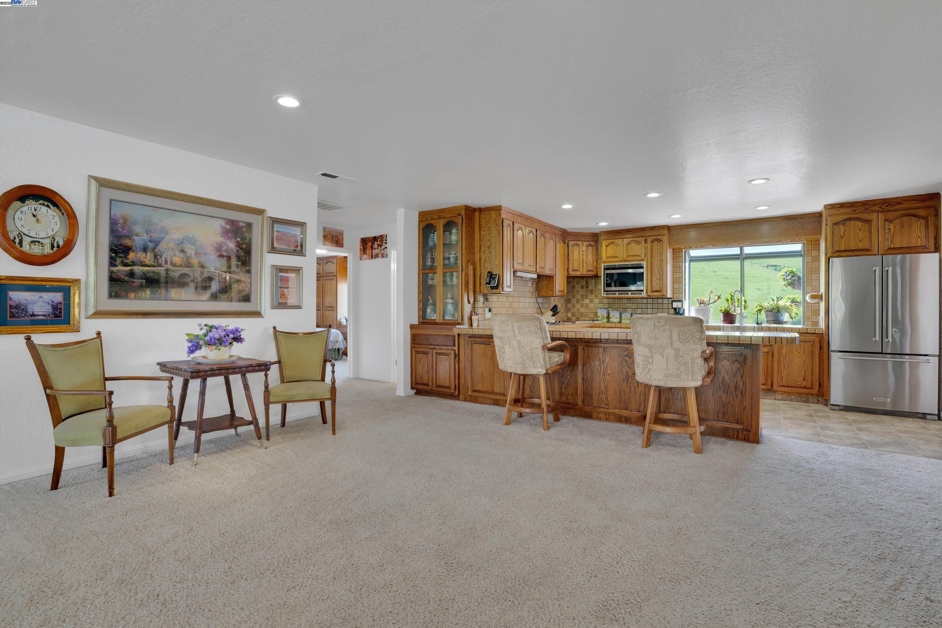 Detail Gallery Image 14 of 50 For 7033 Collier Canyon Rd, Livermore,  CA 94551 - 3 Beds | 2 Baths