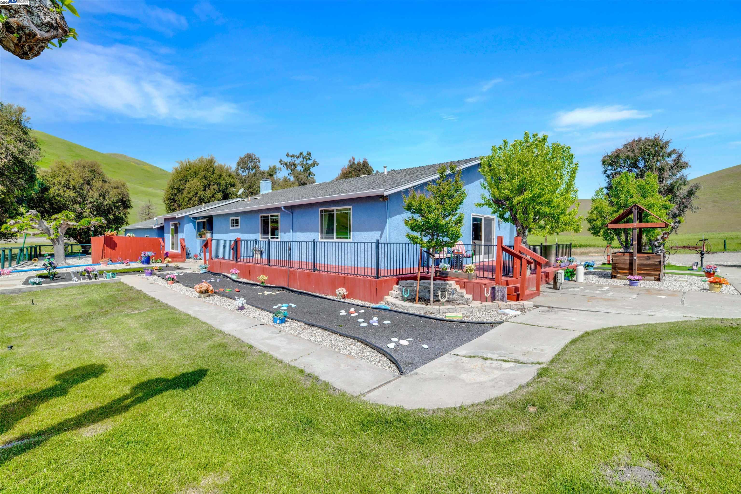 Detail Gallery Image 34 of 50 For 7033 Collier Canyon Rd, Livermore,  CA 94551 - 3 Beds | 2 Baths