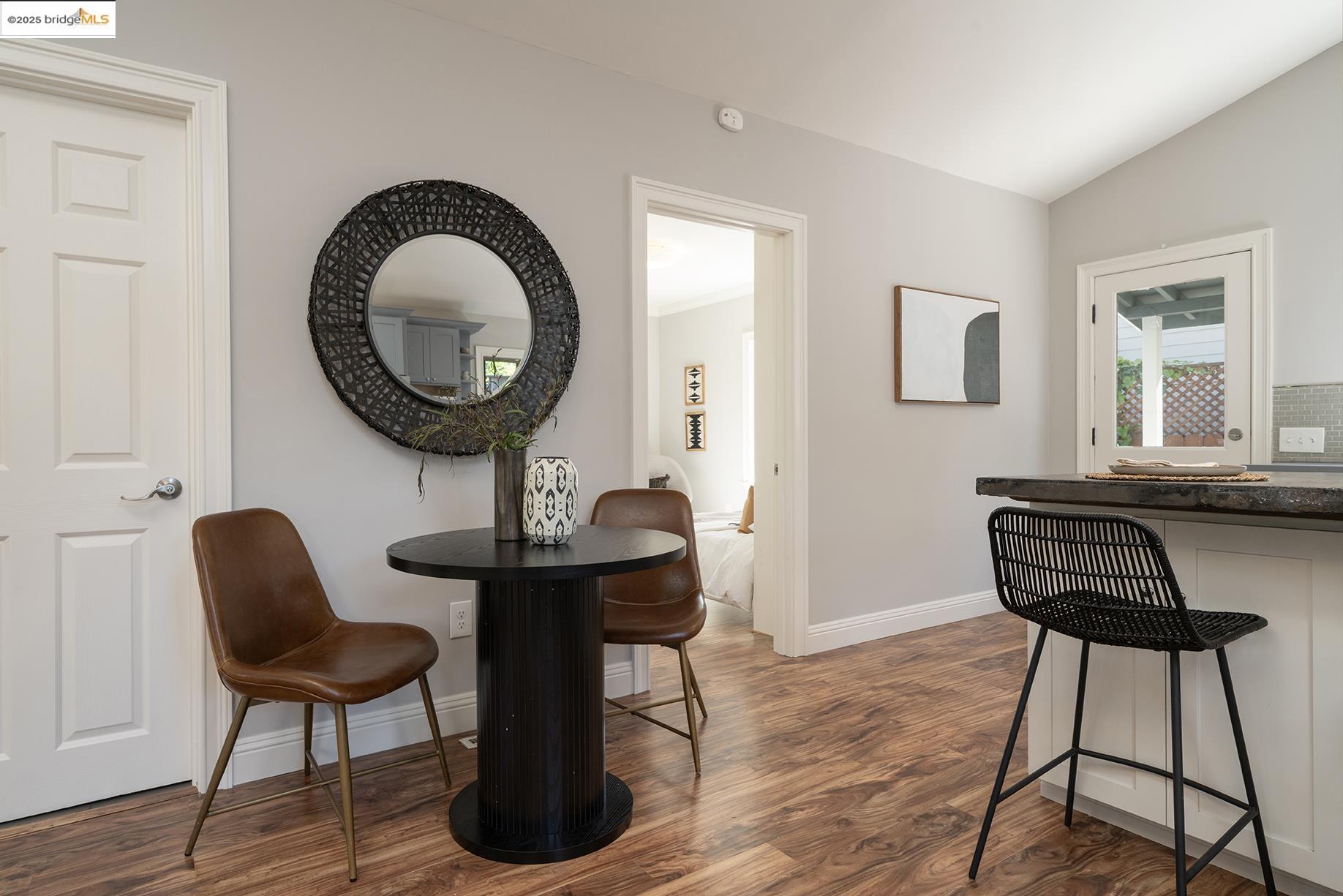 Detail Gallery Image 14 of 42 For 3459 Morcom, Oakland,  CA 94619 - 2 Beds | 2 Baths