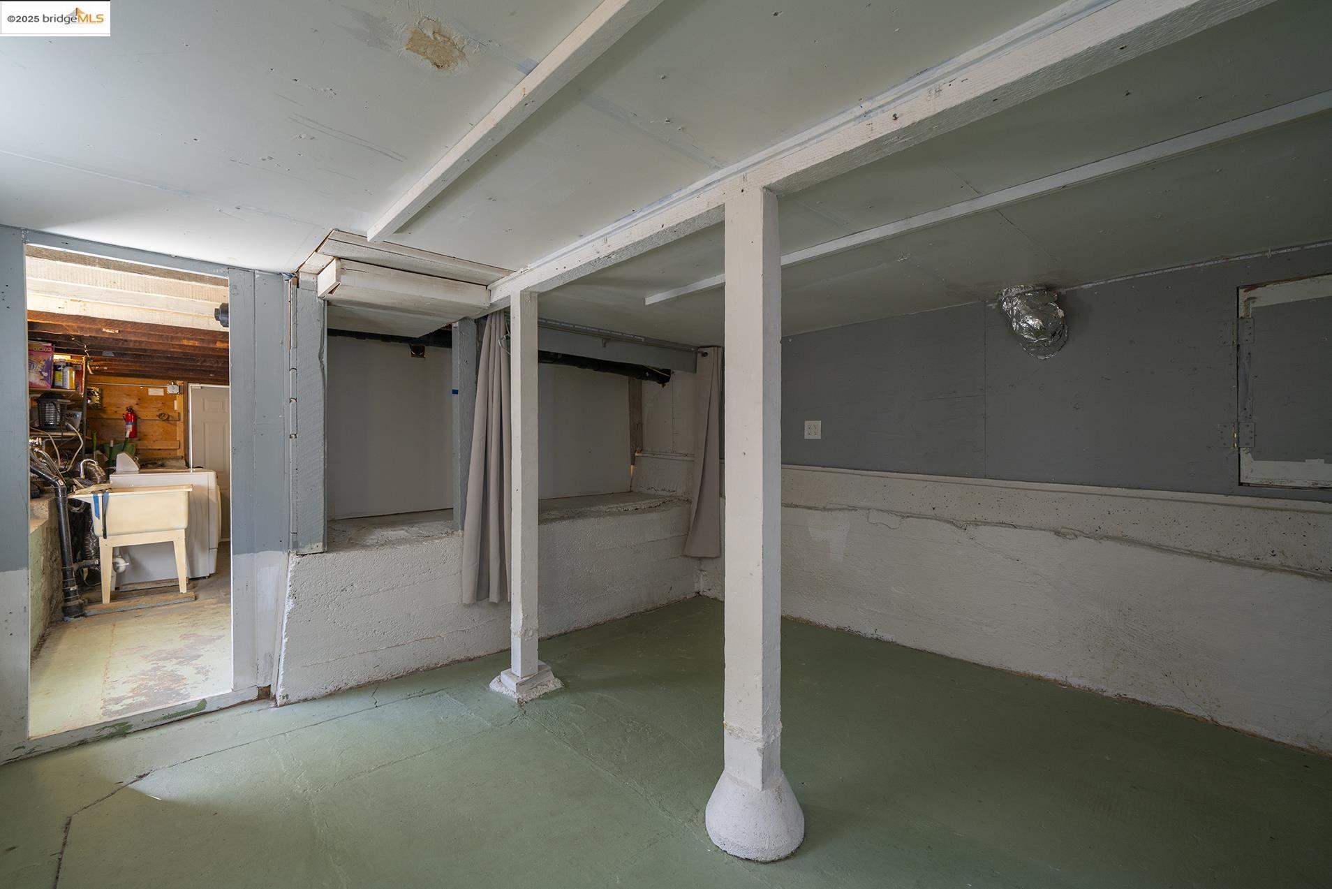 Detail Gallery Image 38 of 42 For 3459 Morcom, Oakland,  CA 94619 - 2 Beds | 2 Baths
