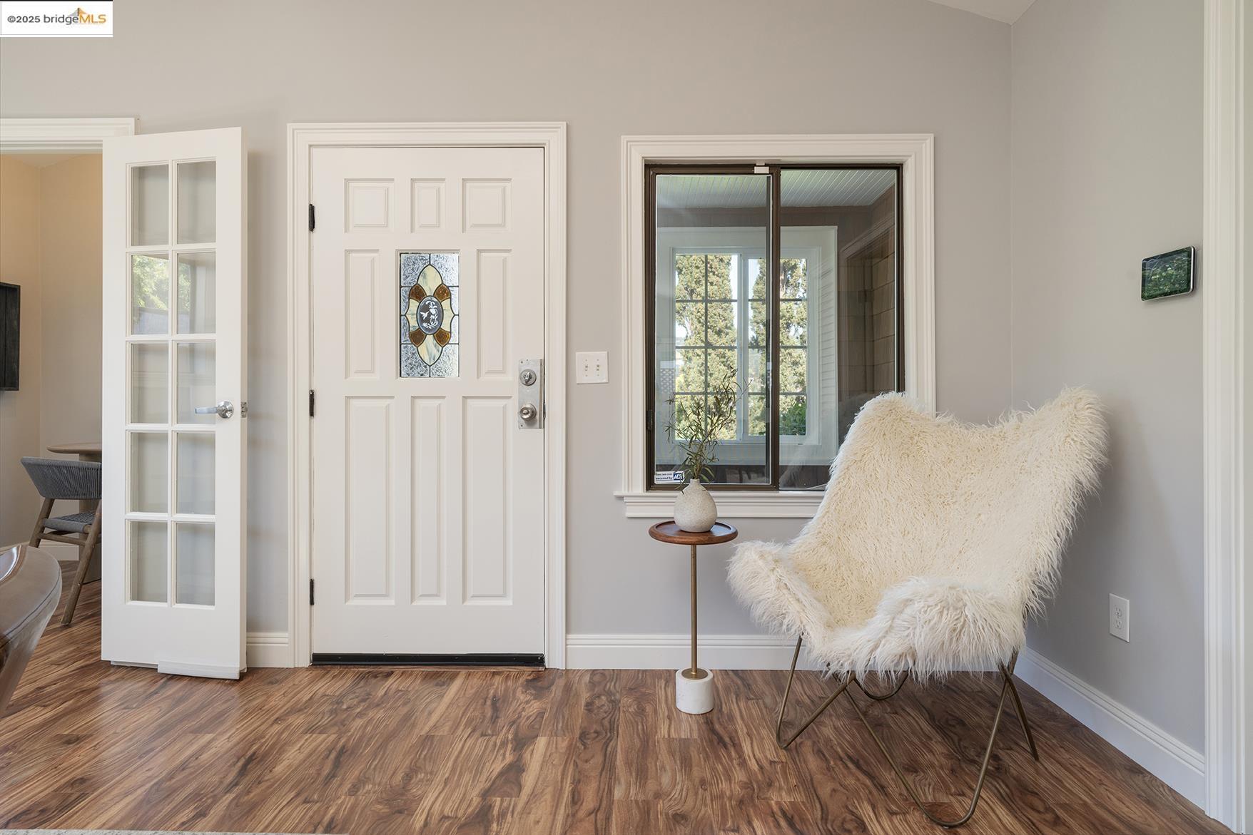 Detail Gallery Image 8 of 42 For 3459 Morcom, Oakland,  CA 94619 - 2 Beds | 2 Baths
