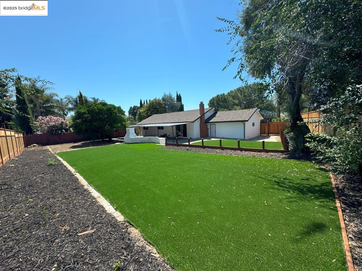 Thumbnail for 5233 La Corte Bonita, Concord, CA 94521