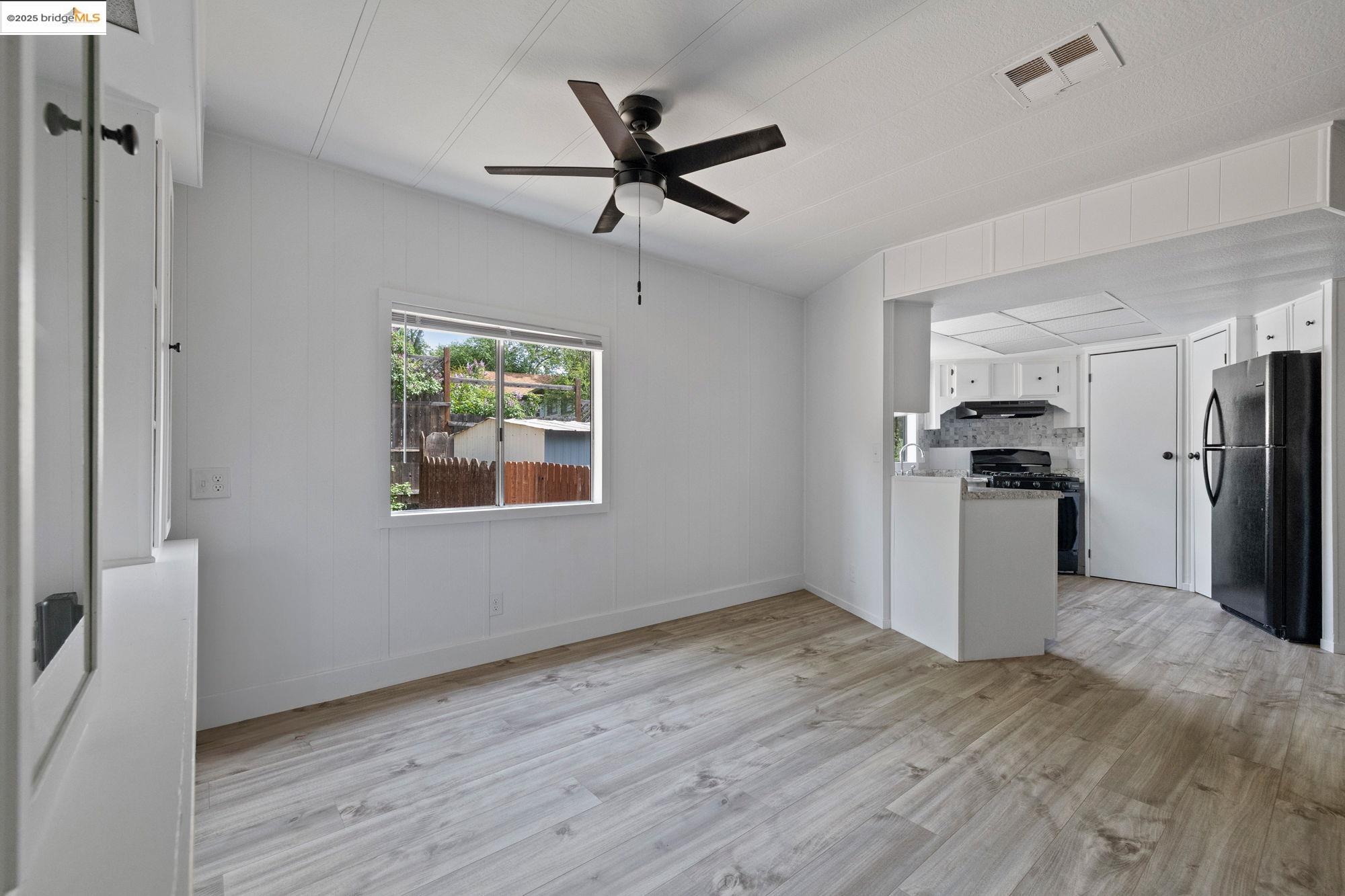 Detail Gallery Image 15 of 53 For 18801 Chabroullian, Jamestown,  CA 95327 - 4 Beds | 2 Baths