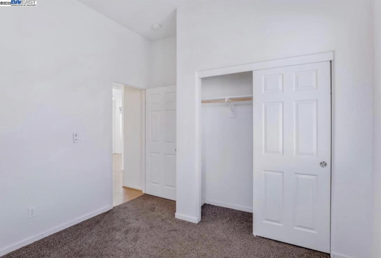 Detail Gallery Image 7 of 13 For 557 Stetson Drive, Oakdale,  CA 95361 - 5 Beds | 4 Baths
