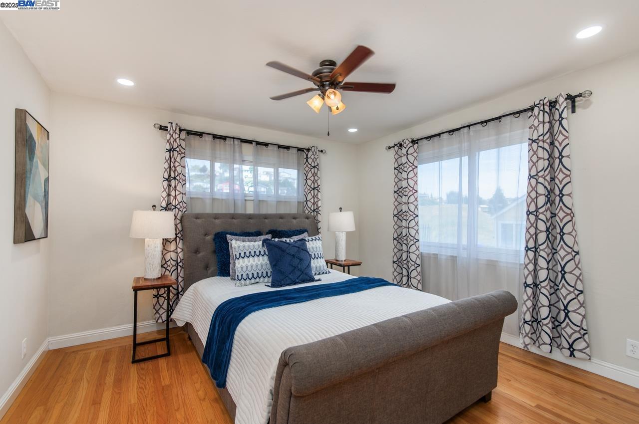 Detail Gallery Image 17 of 36 For 16560 Russell Ct, San Leandro,  CA 94578 - 3 Beds | 2 Baths
