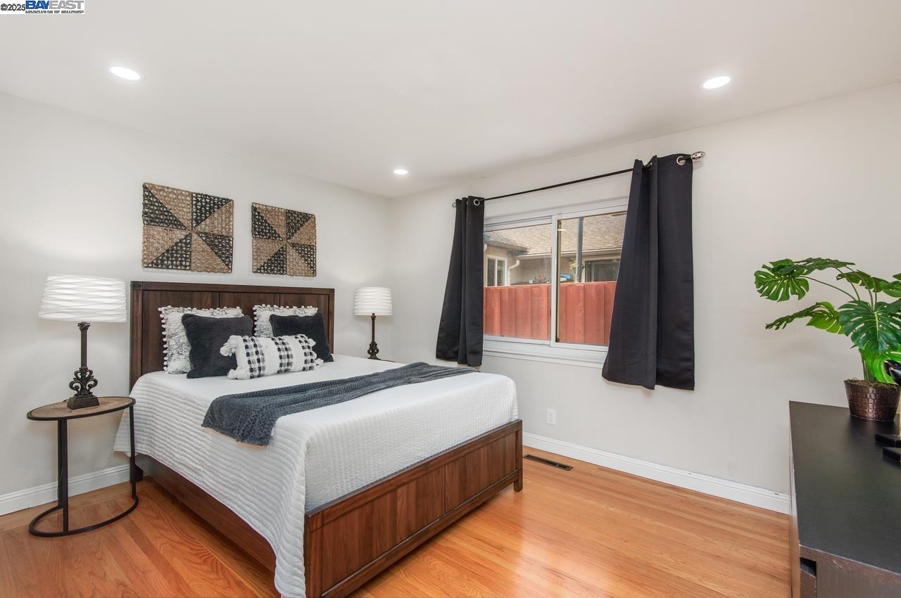 Detail Gallery Image 22 of 36 For 16560 Russell Ct, San Leandro,  CA 94578 - 3 Beds | 2 Baths