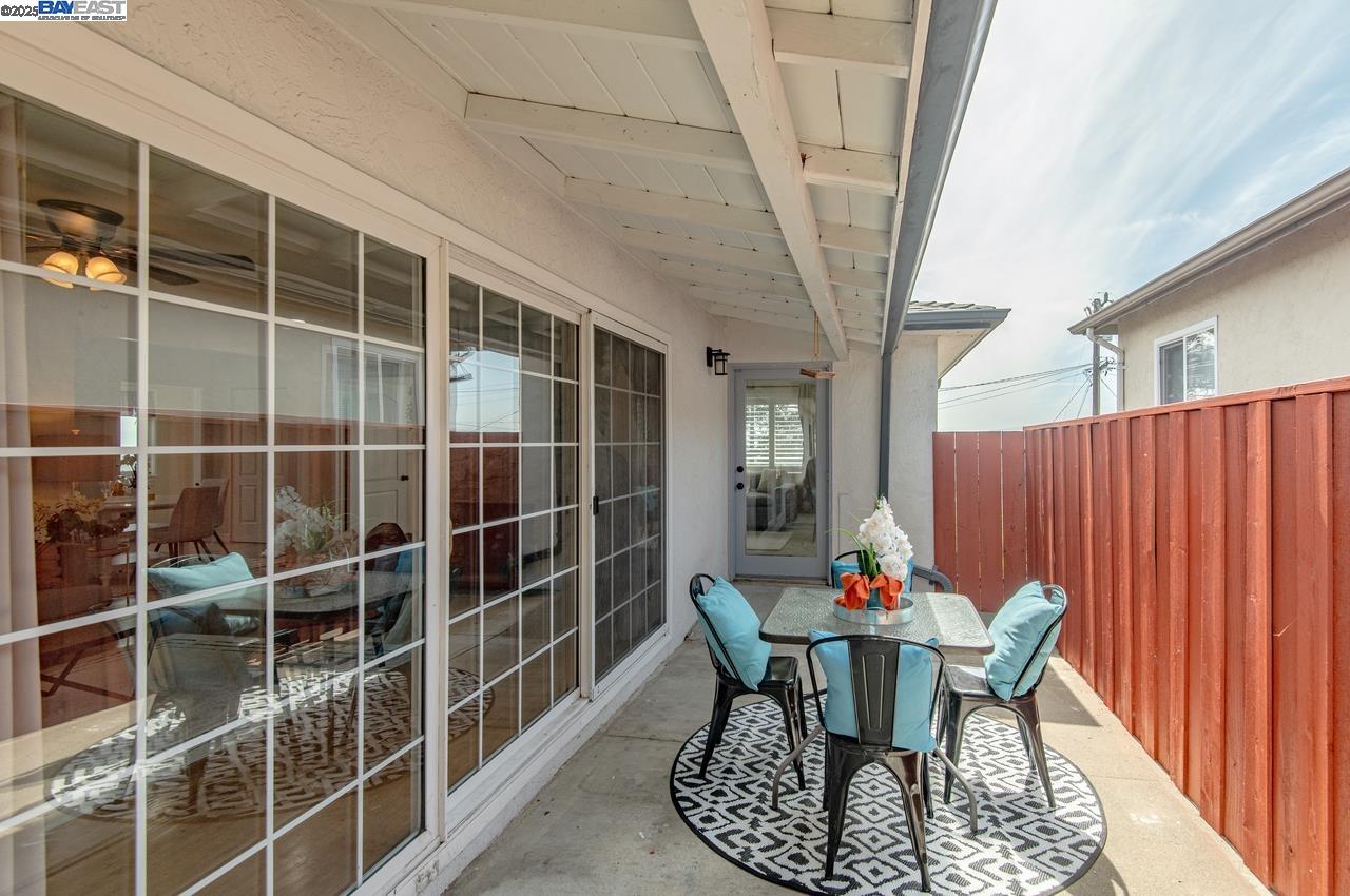 Detail Gallery Image 26 of 36 For 16560 Russell Ct, San Leandro,  CA 94578 - 3 Beds | 2 Baths