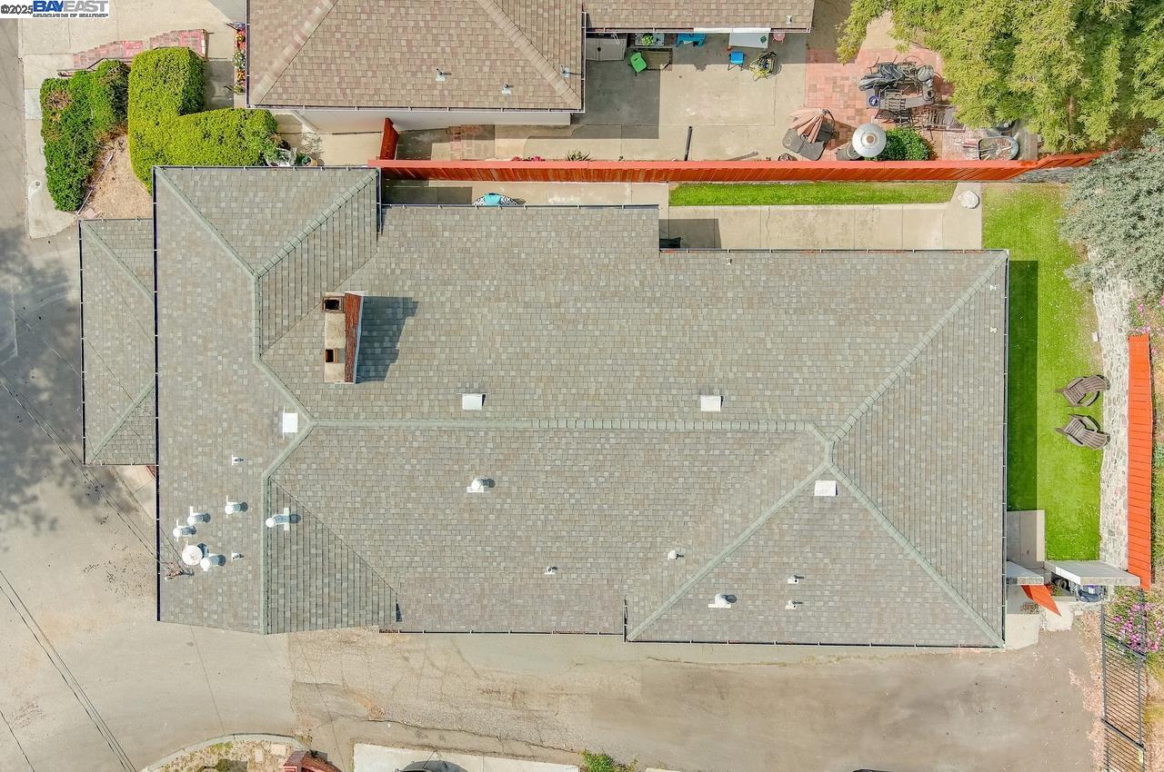 Detail Gallery Image 32 of 36 For 16560 Russell Ct, San Leandro,  CA 94578 - 3 Beds | 2 Baths