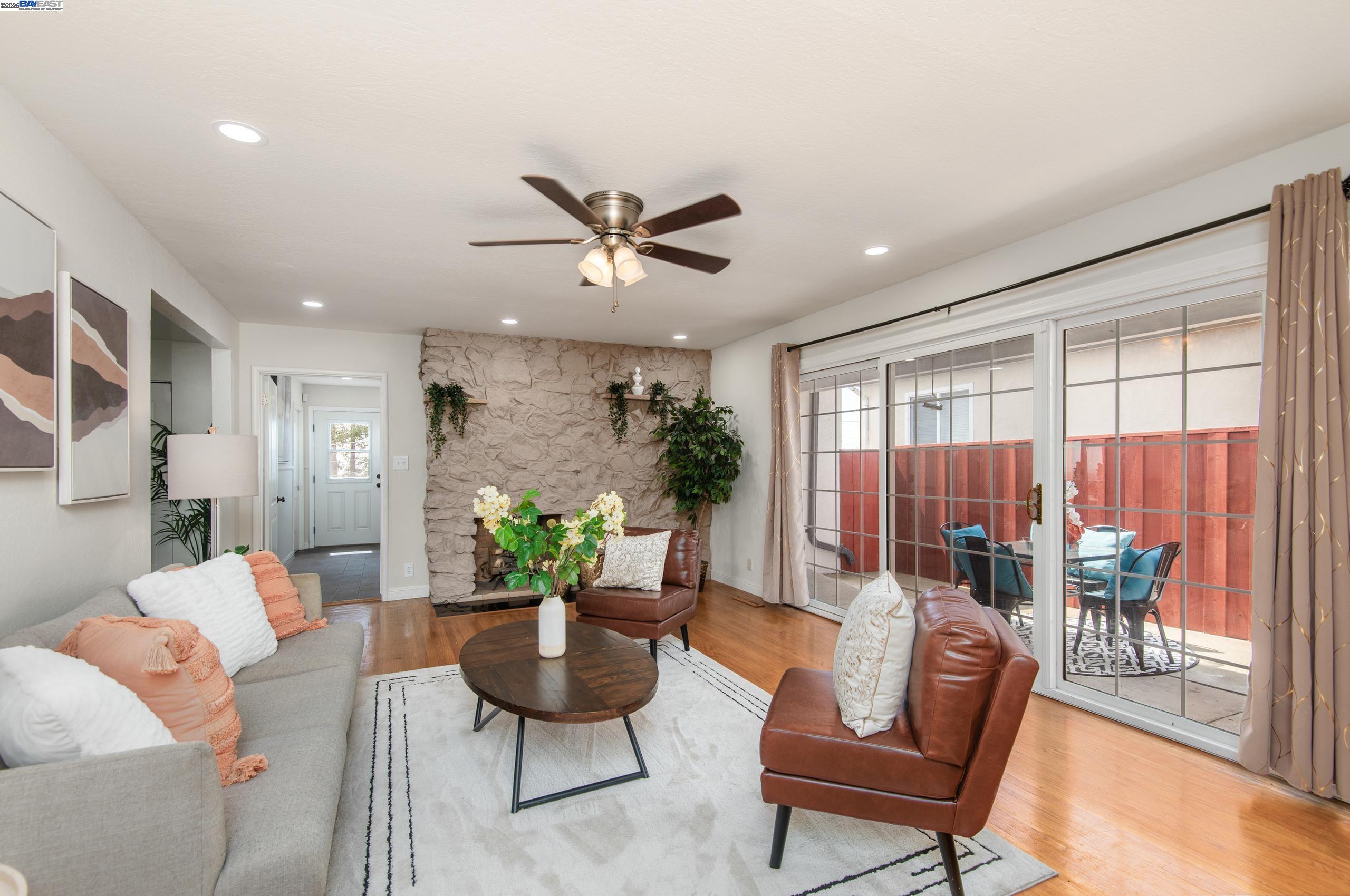 Detail Gallery Image 10 of 36 For 16560 Russell Ct, San Leandro,  CA 94578 - 3 Beds | 2 Baths