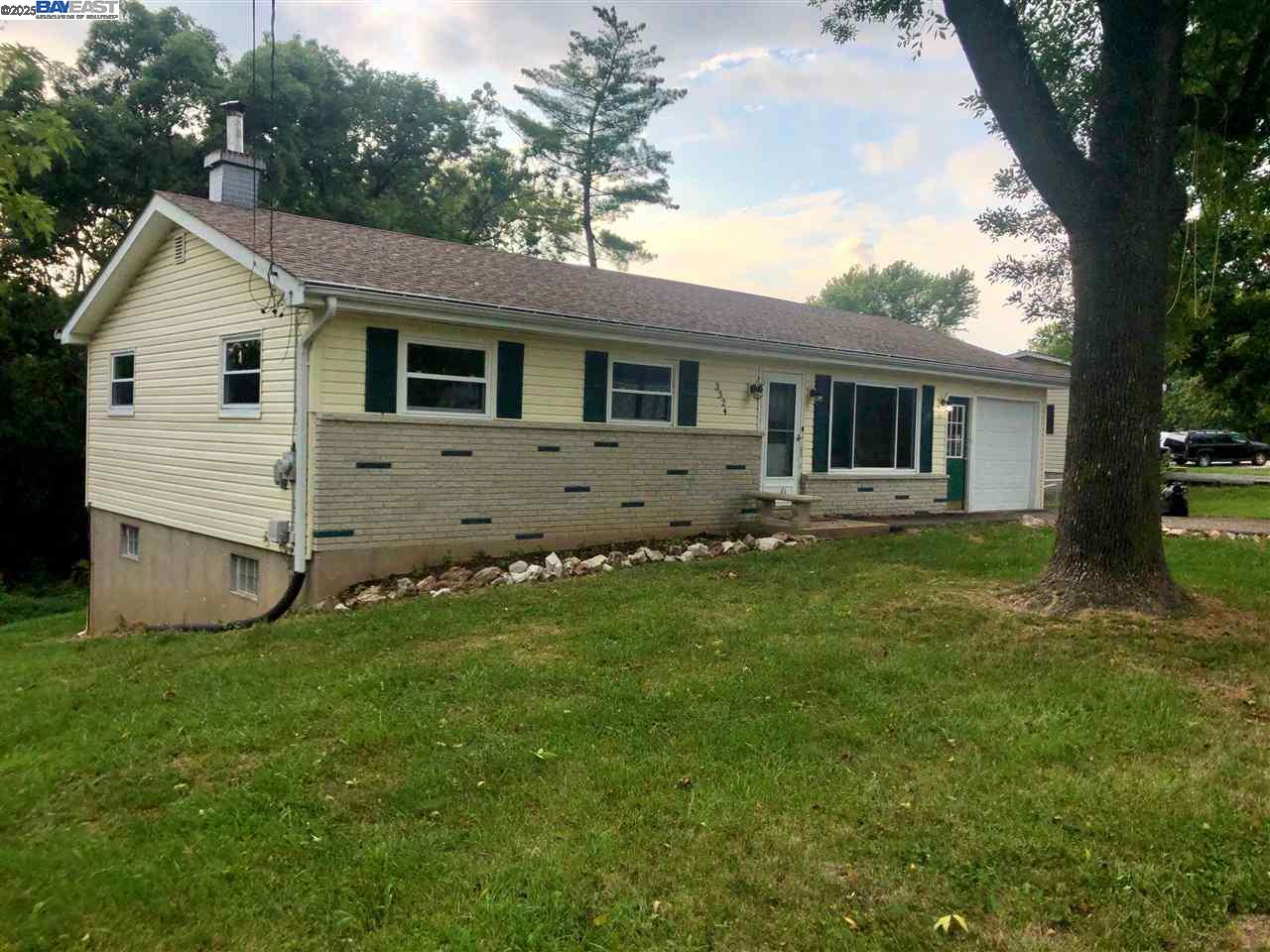 3324 Dale Dr, Imperial, Missouri 63052, 3 Bedrooms Bedrooms, 6 Rooms Rooms,1 BathroomBathrooms,Residential Lease,For Rent,3324 Dale Dr,41094563